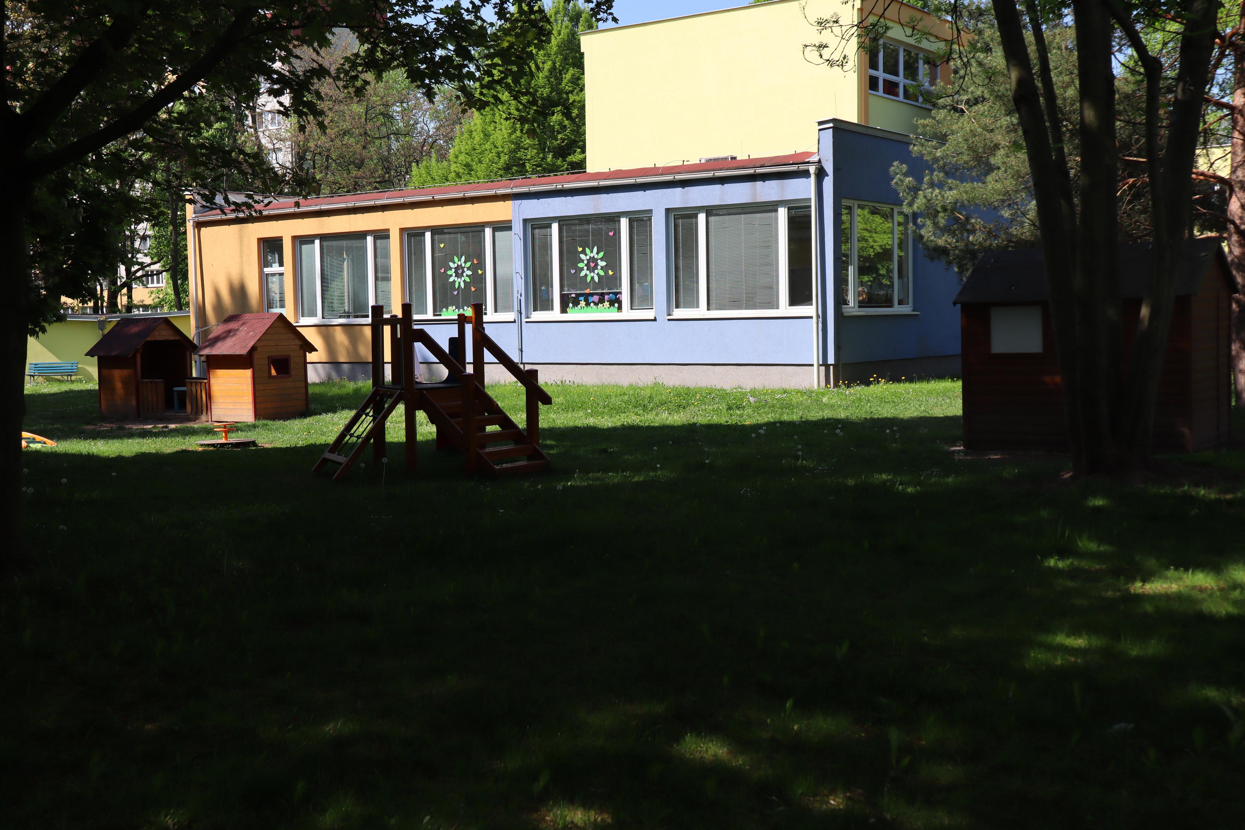 Mateřská škola Pardubice-Polabiny, Mladých 158 foto 5