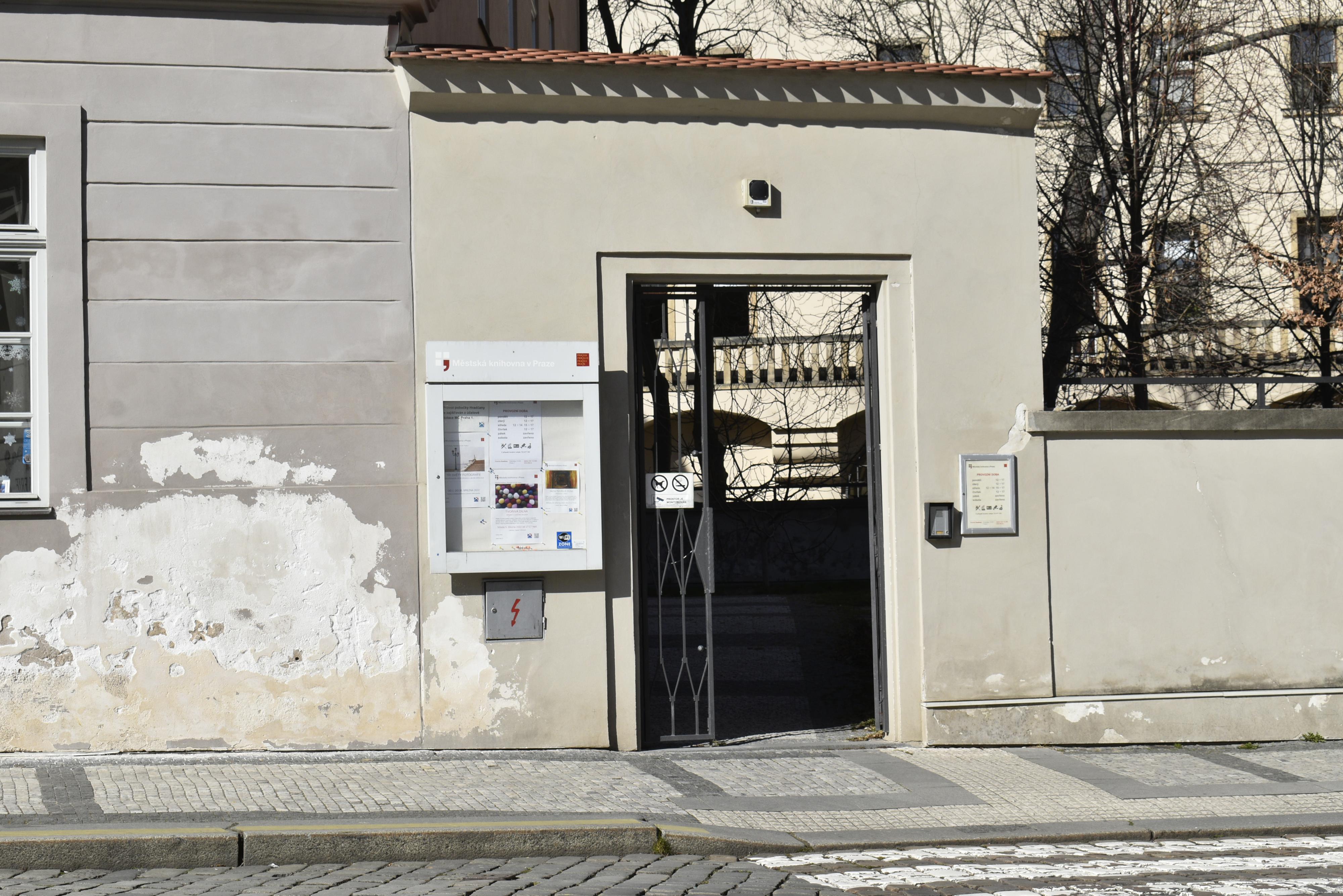 Městská knihovna v Praze - Hradčany