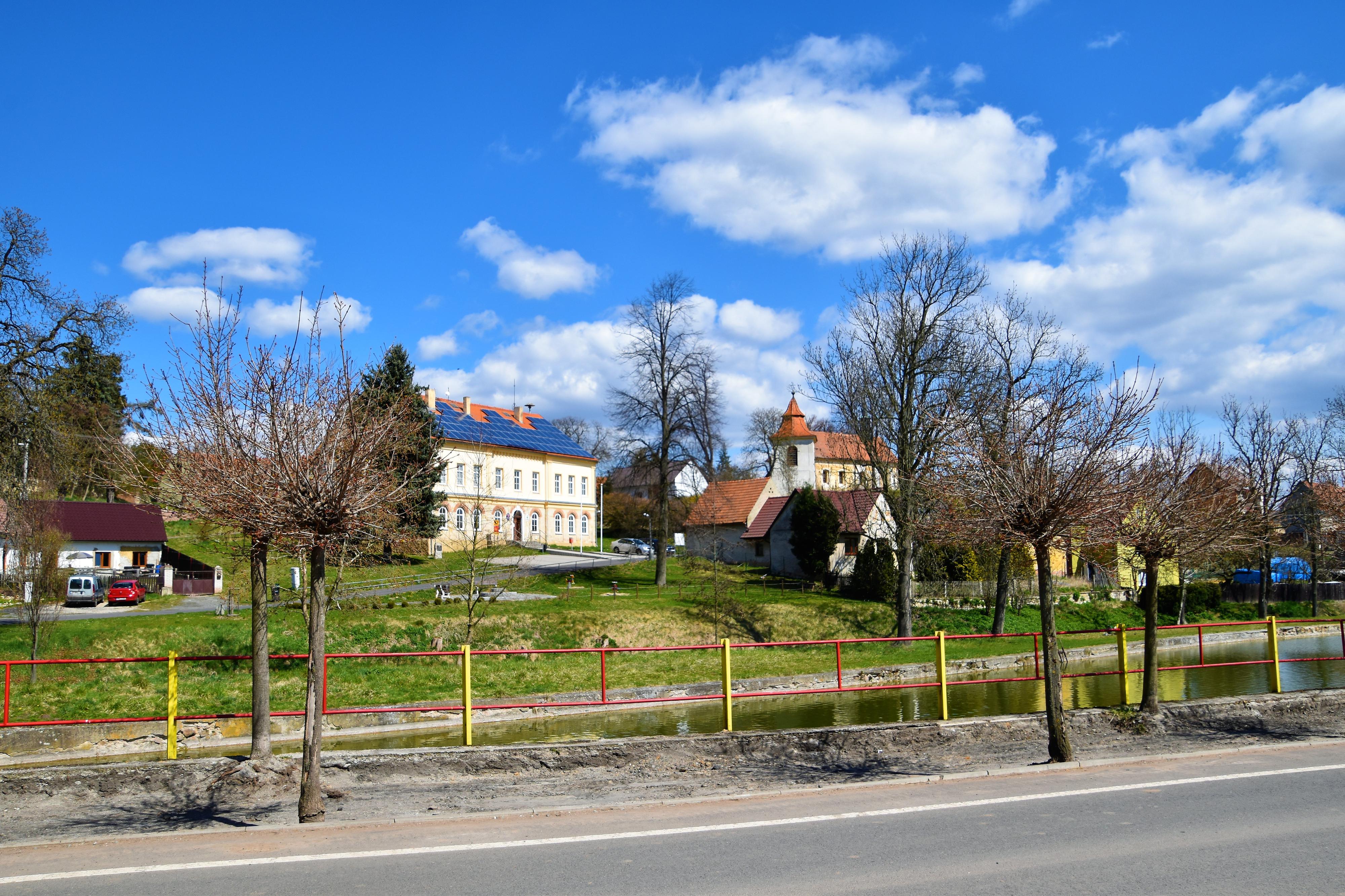 Kounov - obecní úřad foto 3