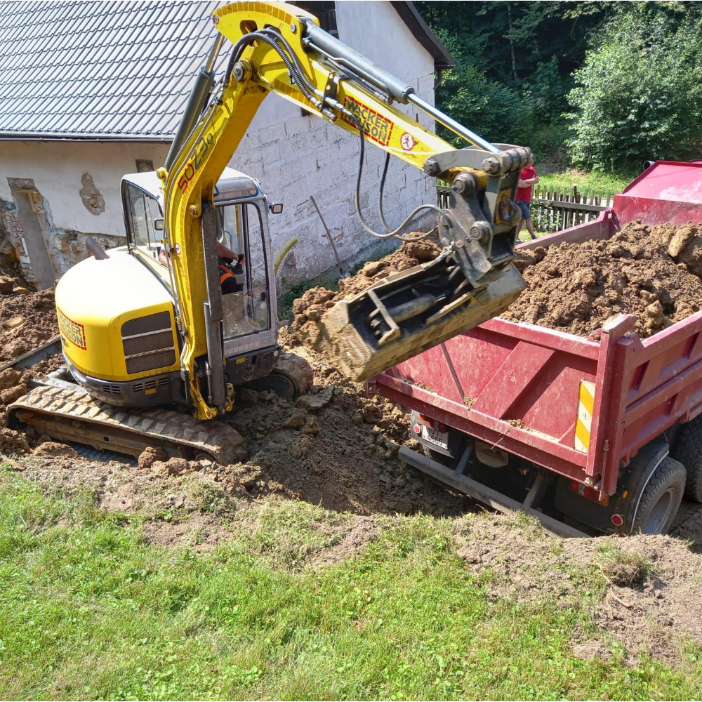 Jiří Záruba - zemní a výkopové práce foto 3