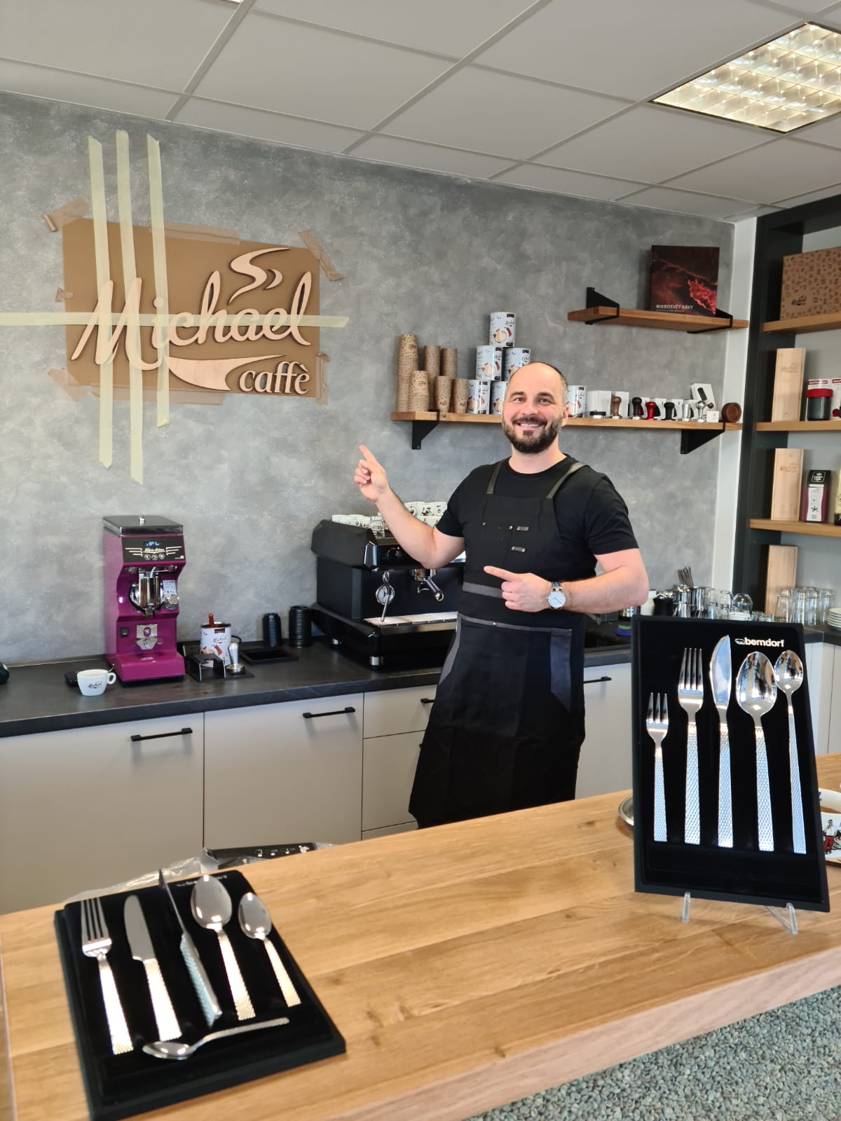 MICHAEL STORE - kávové centrum