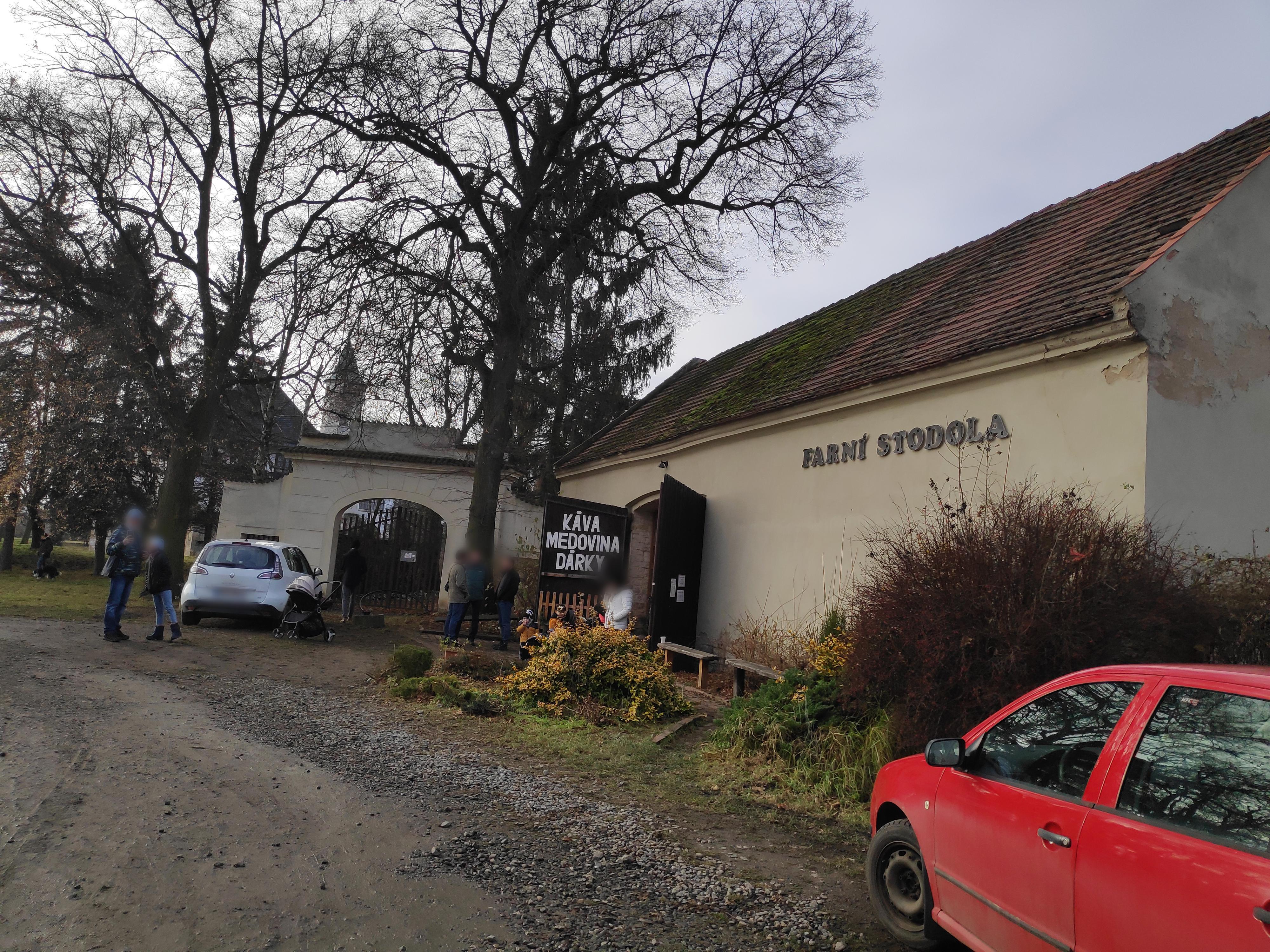 Farní Stodola foto 2