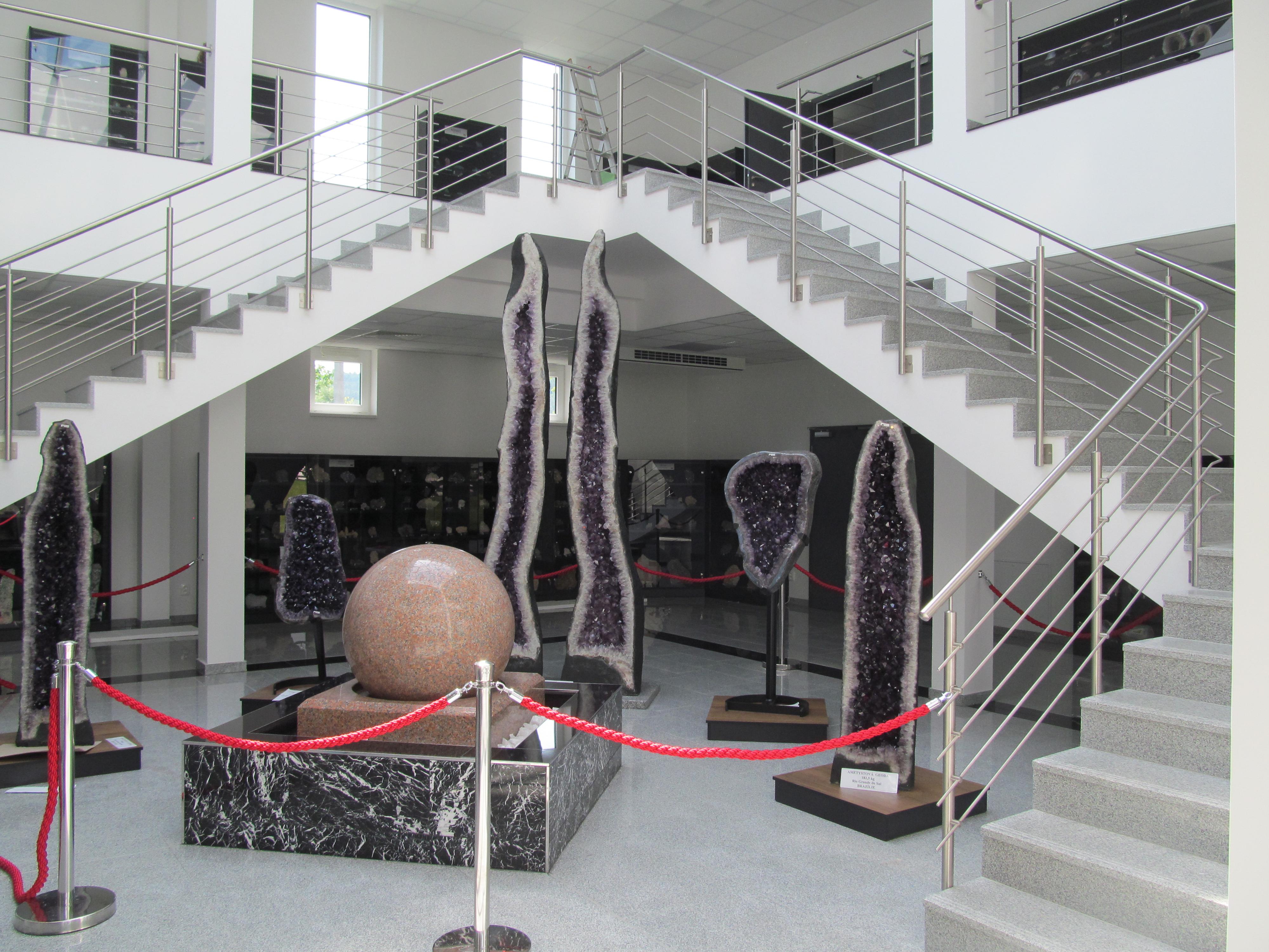 Galerie minerálů - muzeum minerálů a drahých kamenů