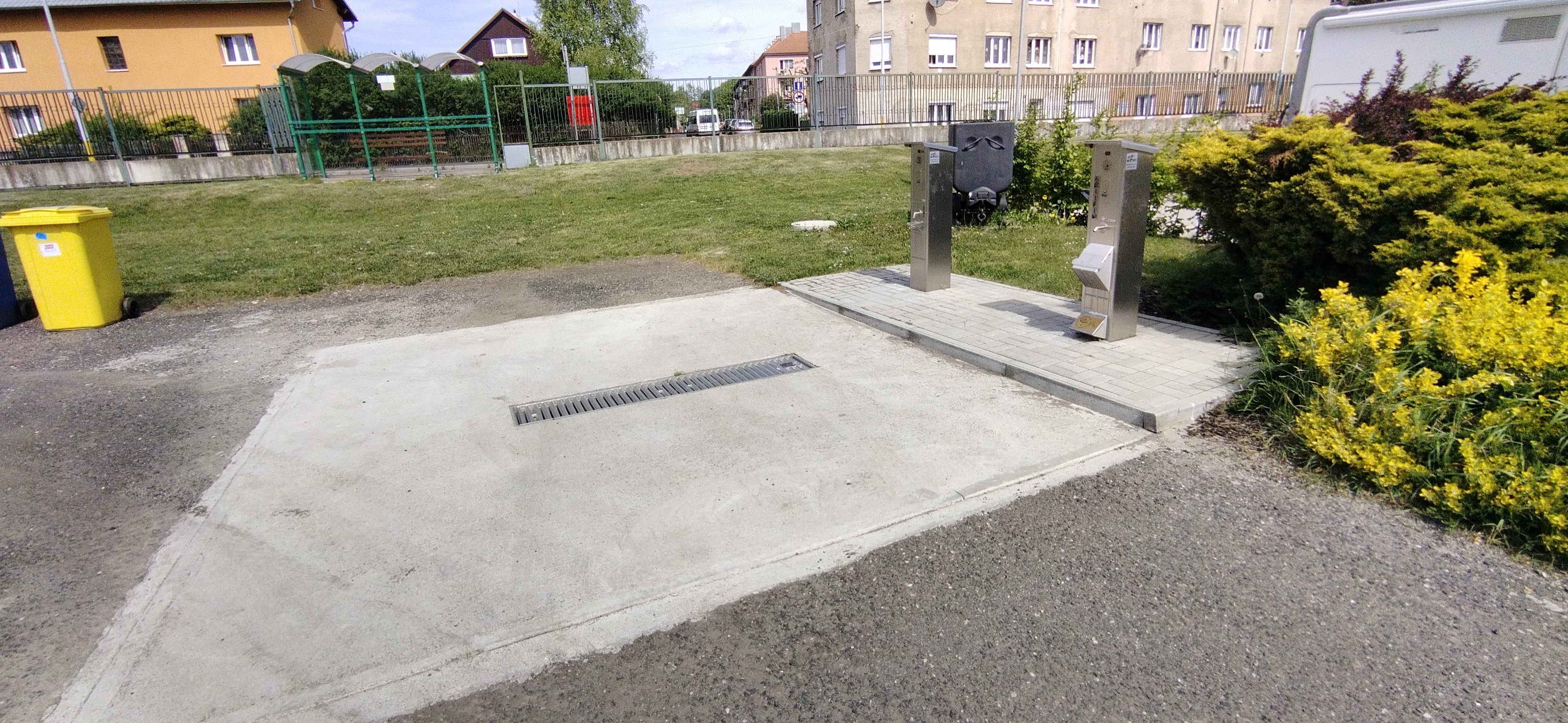 Stellplatz Hipodrom Holoubek foto 6