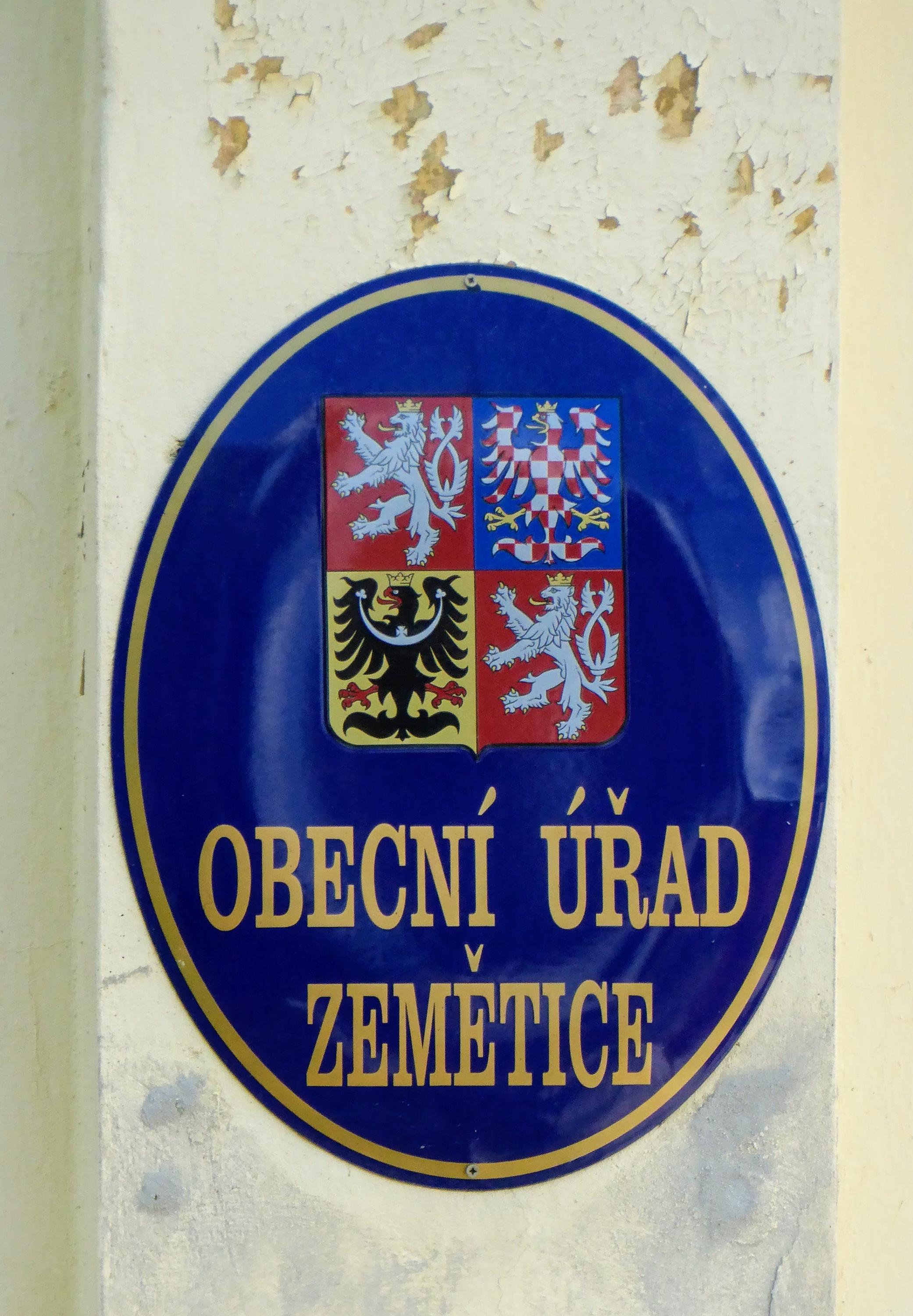 Zemětice - obecní úřad foto 4