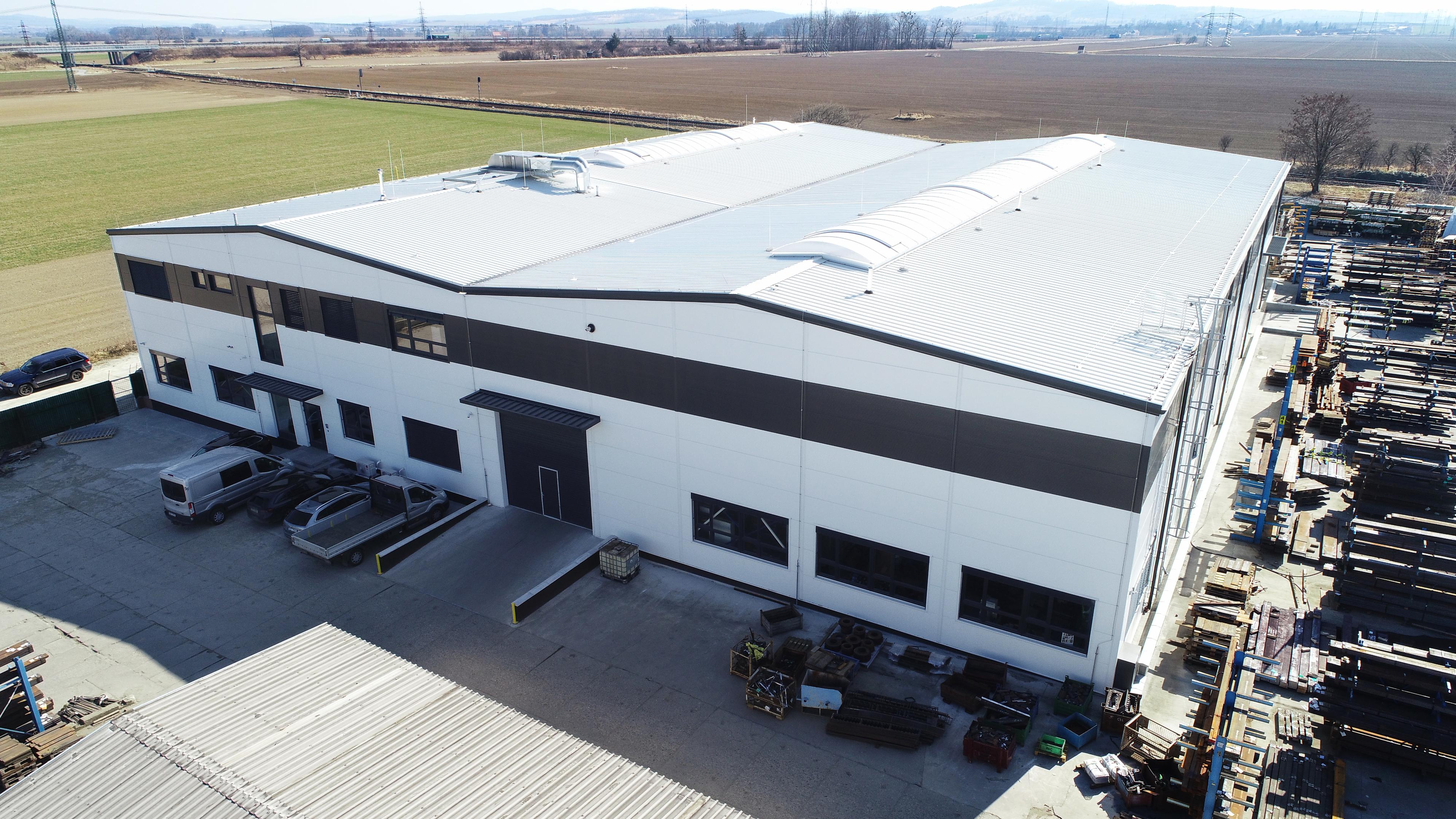 MONT-KOVO - MONTOVANÉ HALY foto 4