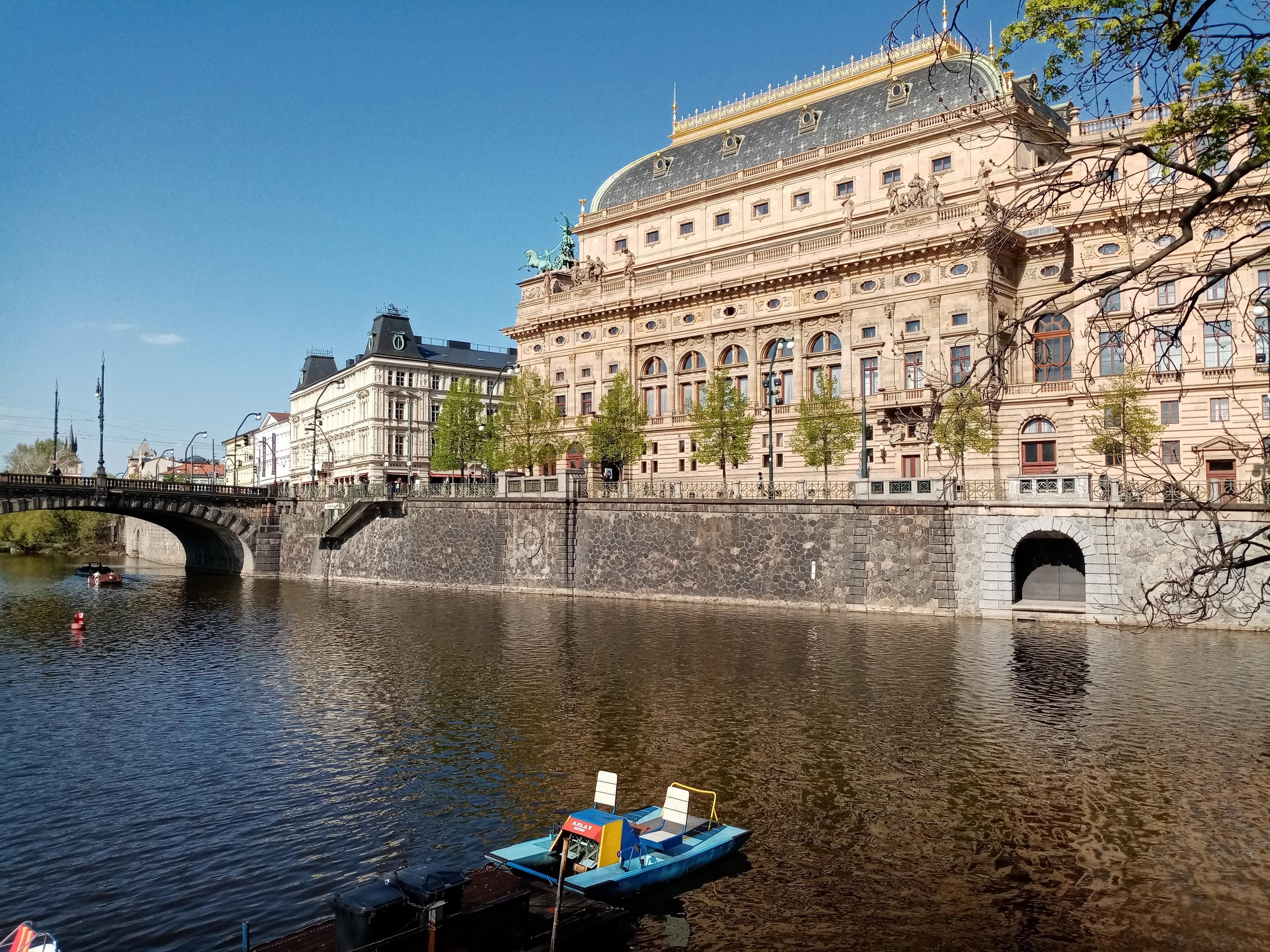 Půjčovna lodiček a šlapadel U Kotvy foto 3