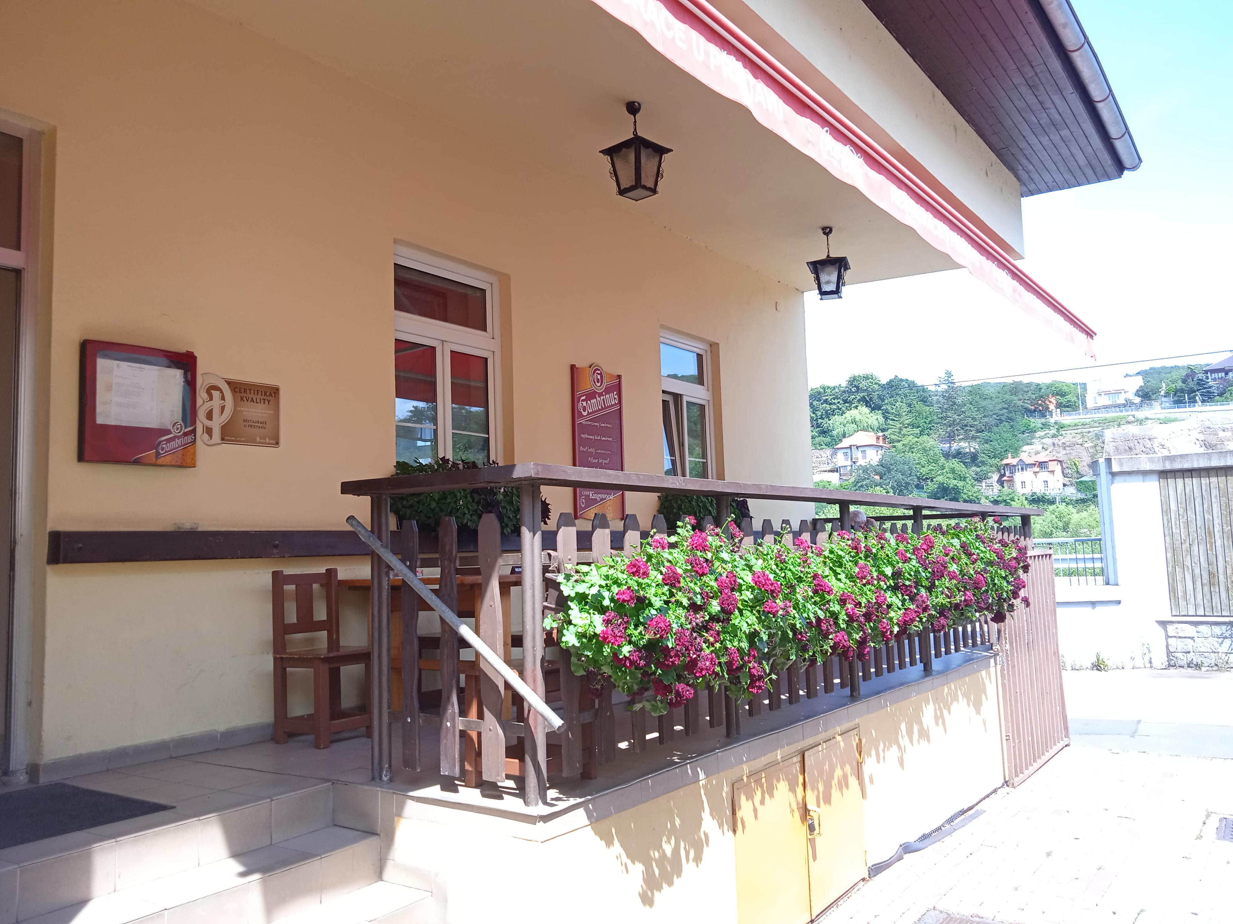 Restaurace U Přístavu foto 2