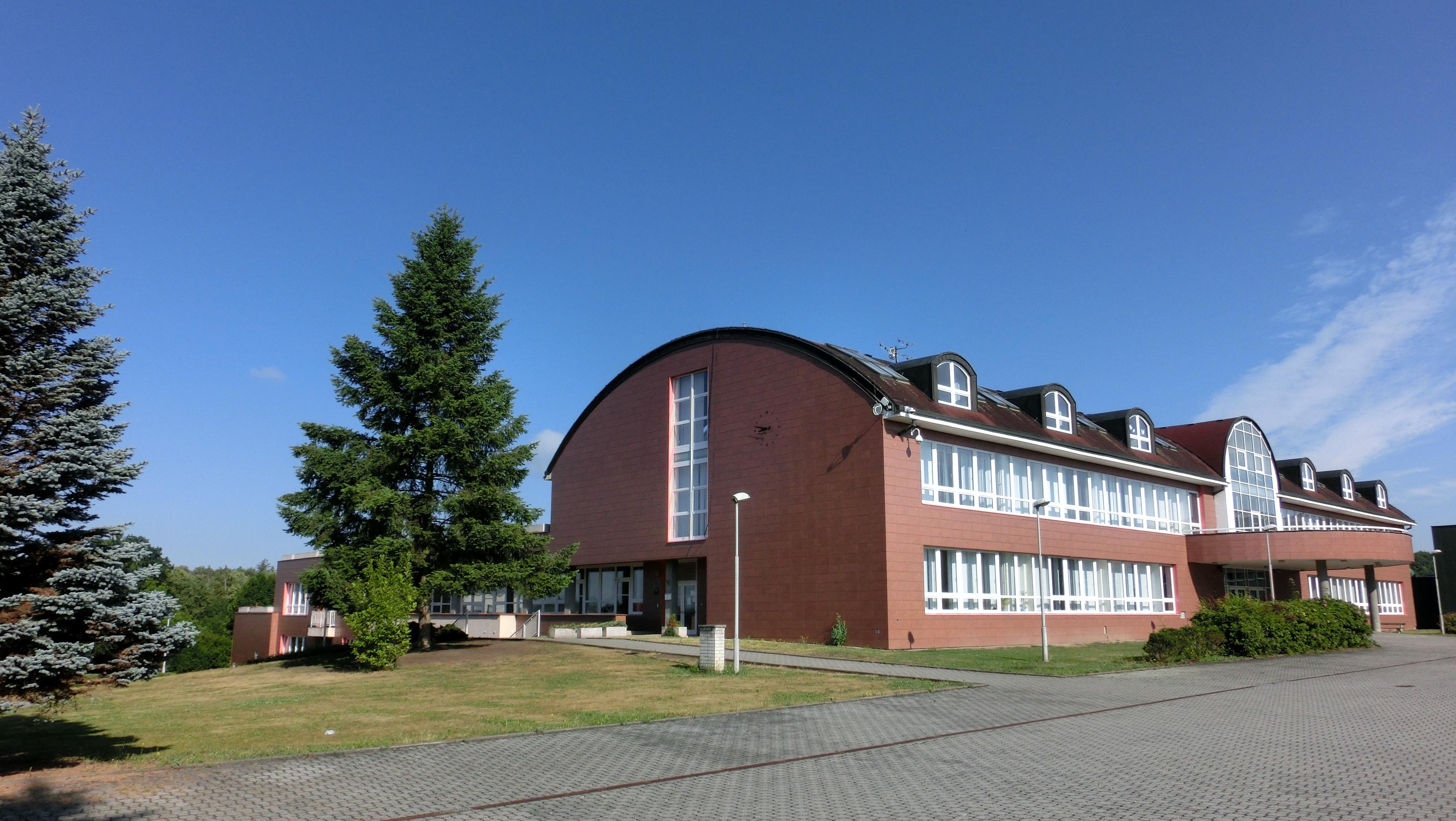 ZŠ Jana Kubelíka, Neveklov foto 3