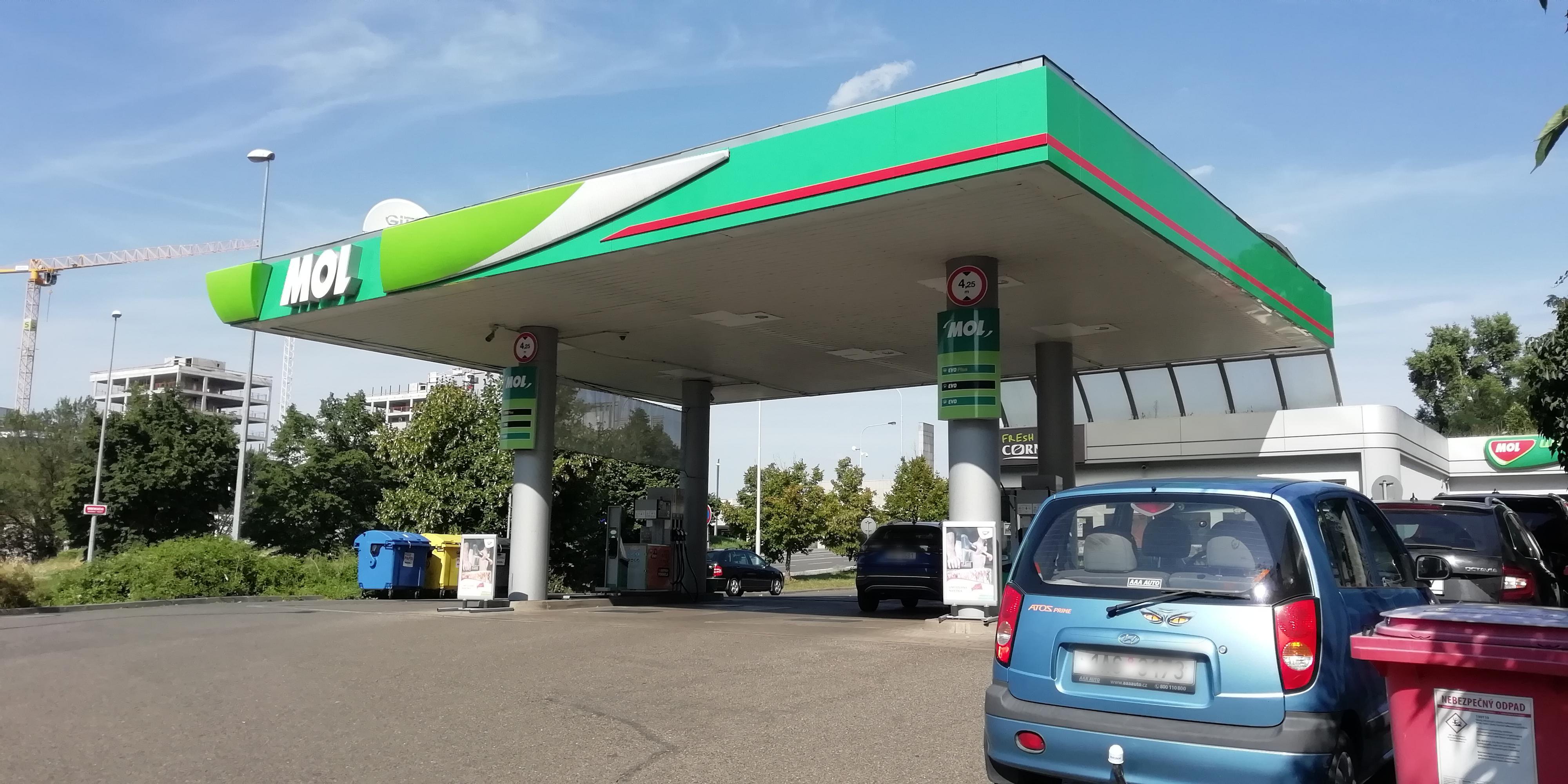 Automyčka MOL foto 4