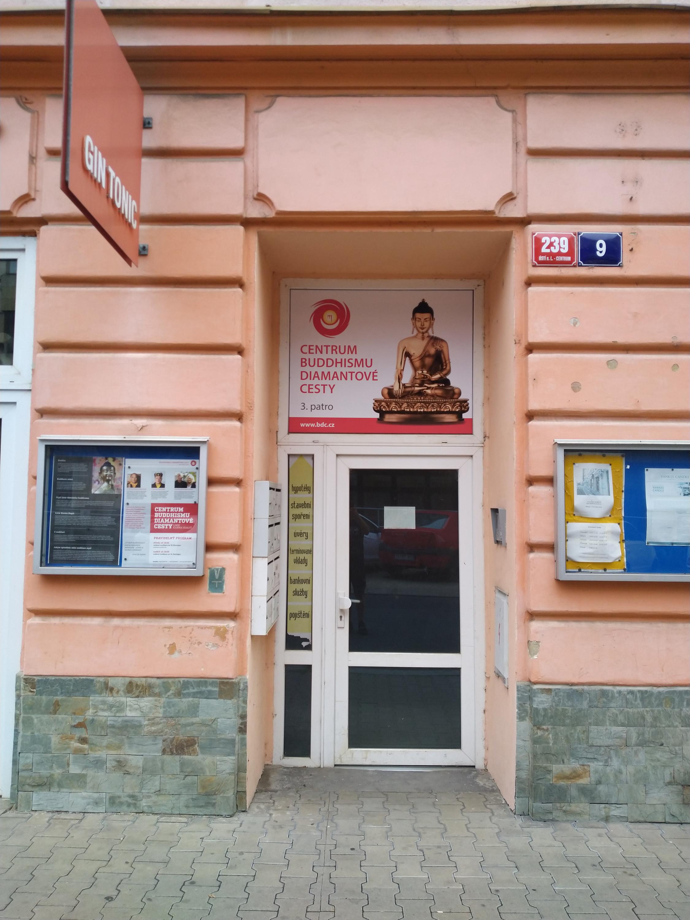 Buddhismus Diamantové cesty linie Karma Kagjü foto 2