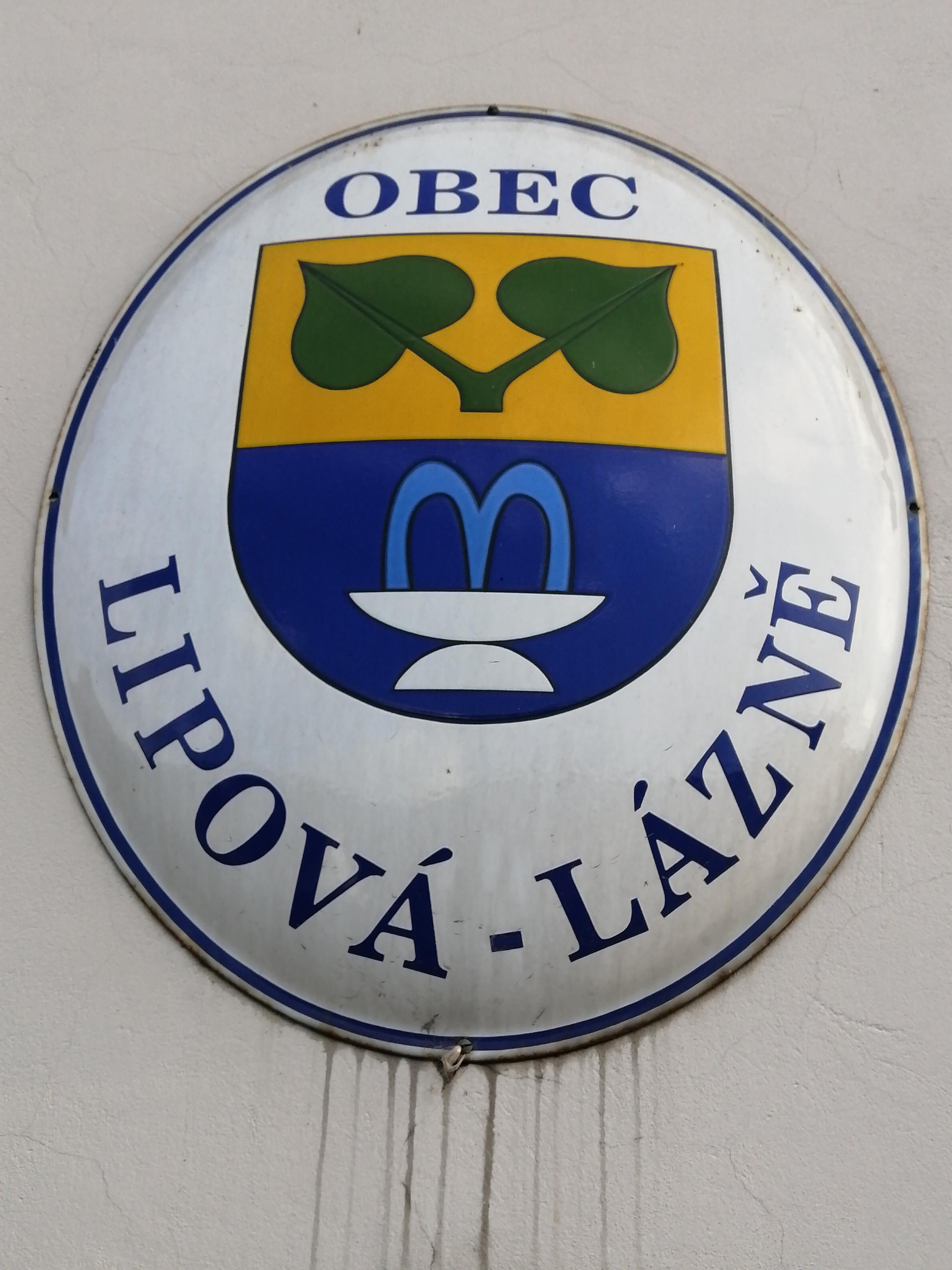 Lipová - lázně - obecní úřad foto 6