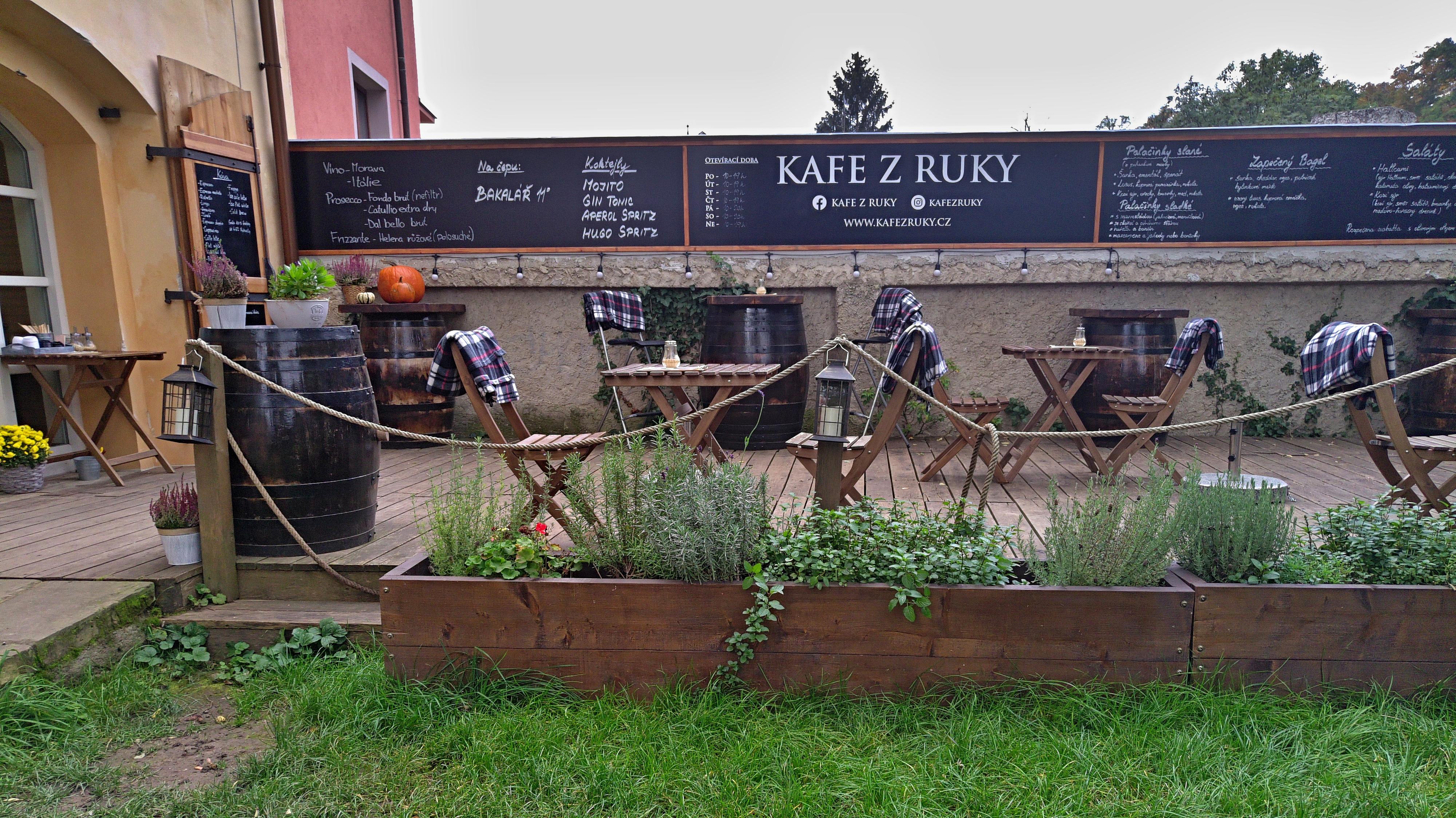 Kafe z Ruky