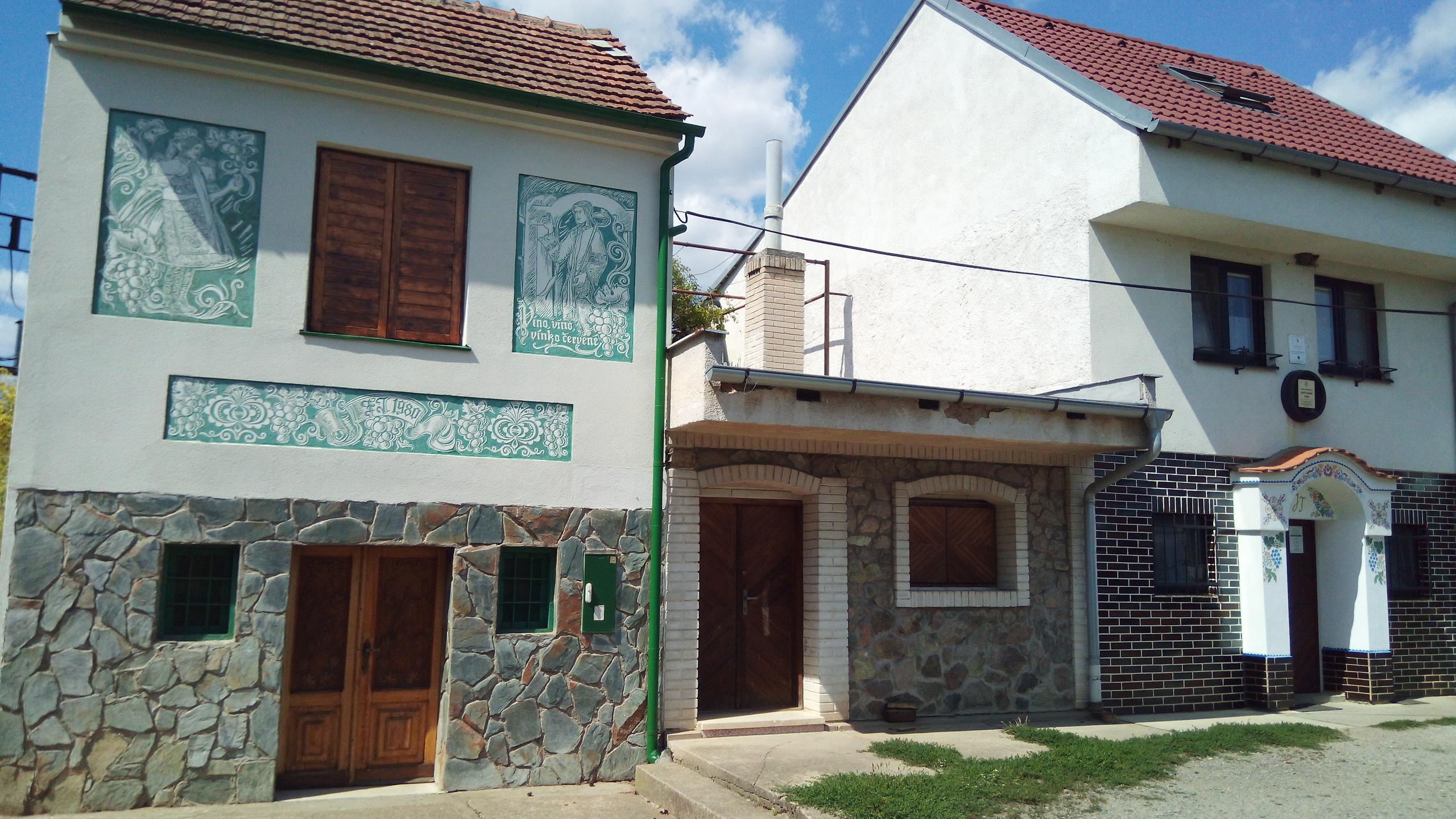 Vinařství Tomanovi - penzion a vinařství foto 5