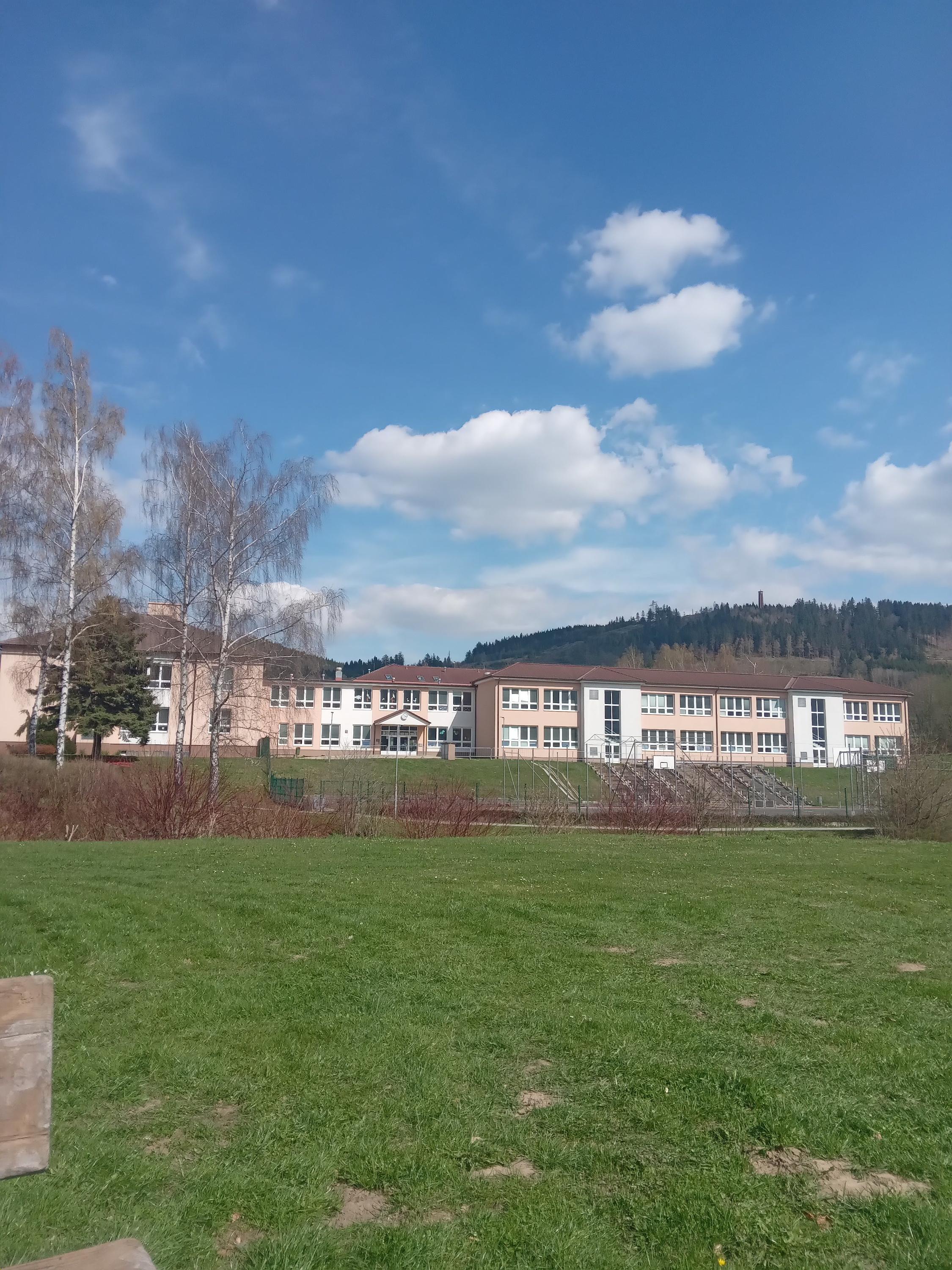 ZŠ a MŠ Červená Voda foto 2