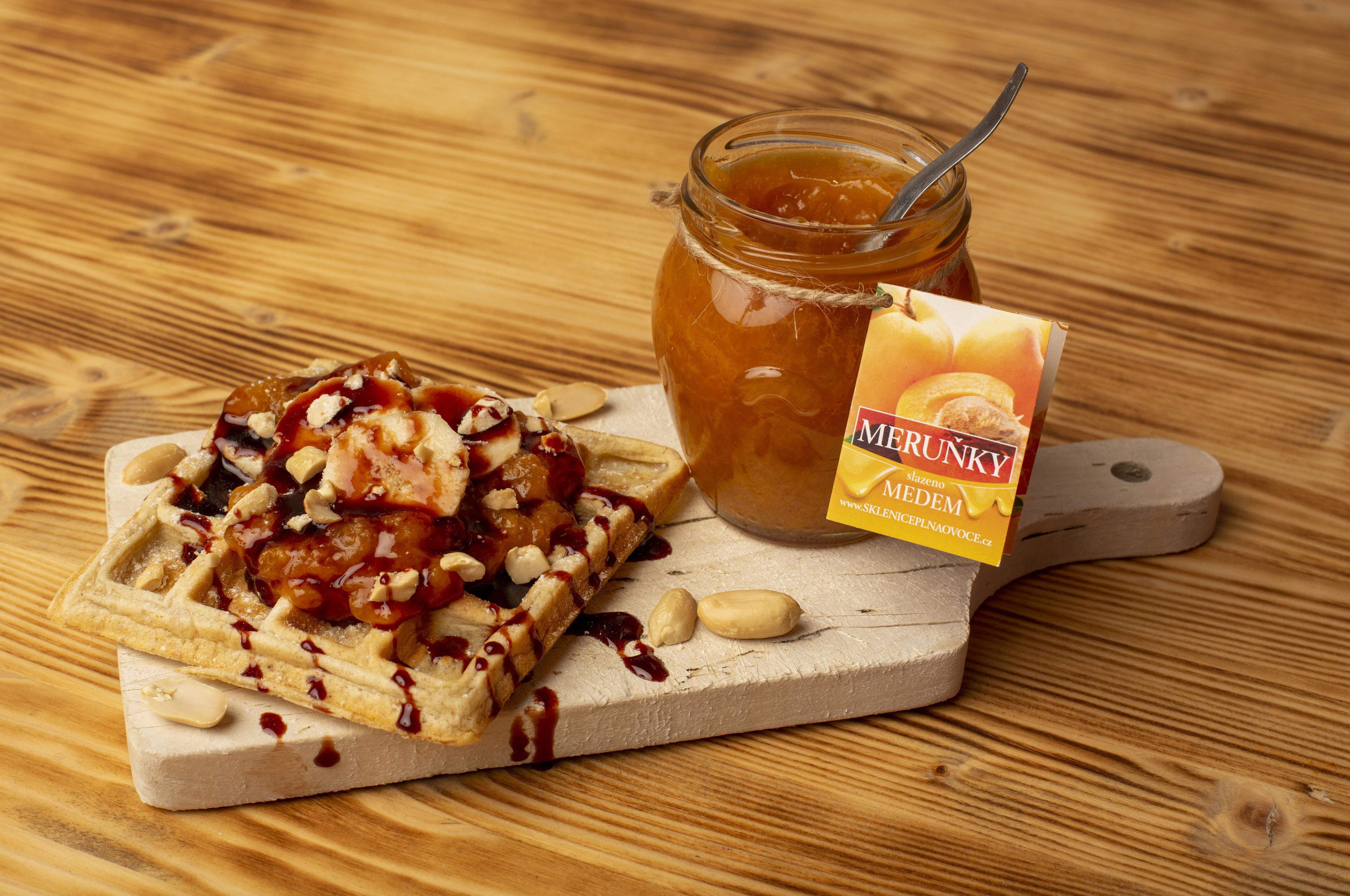 Sklenice plná ovoce - HEALTHY AGE s.r.o.