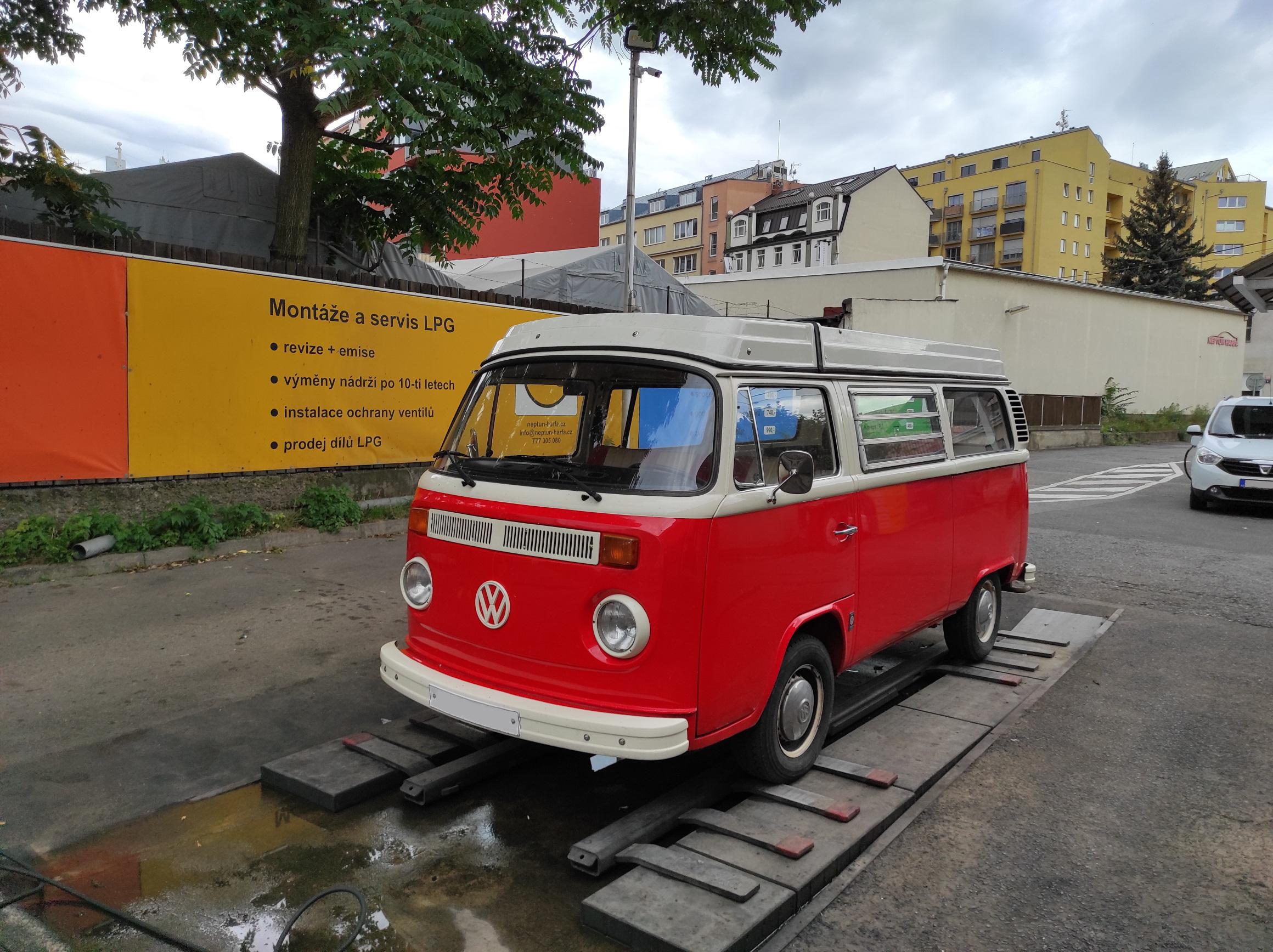 AUTOCENTRUM HARFA s.r.o. - automyčka foto 4