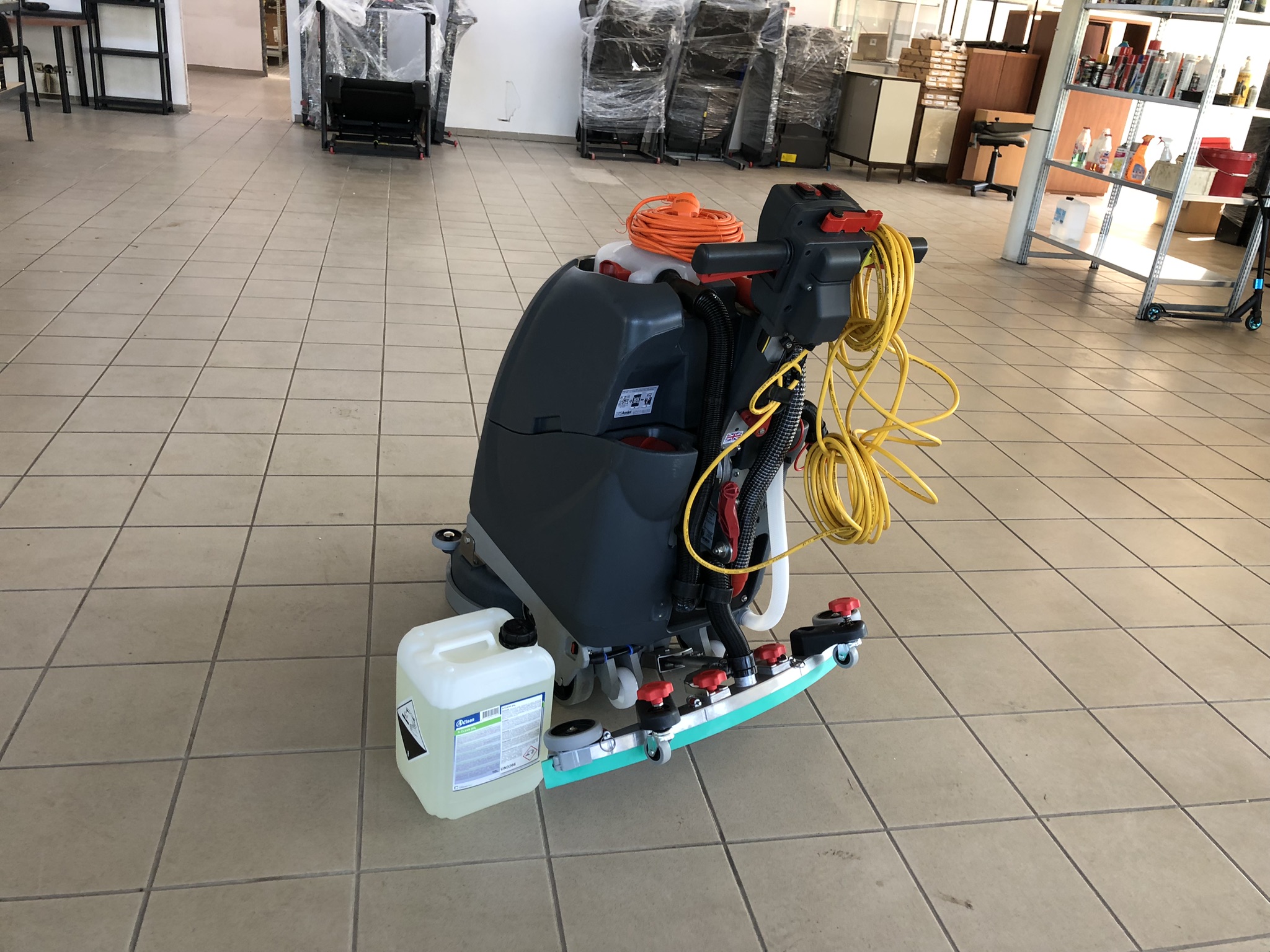 Půjčovna úklidových strojů - Viktor Mára foto 2