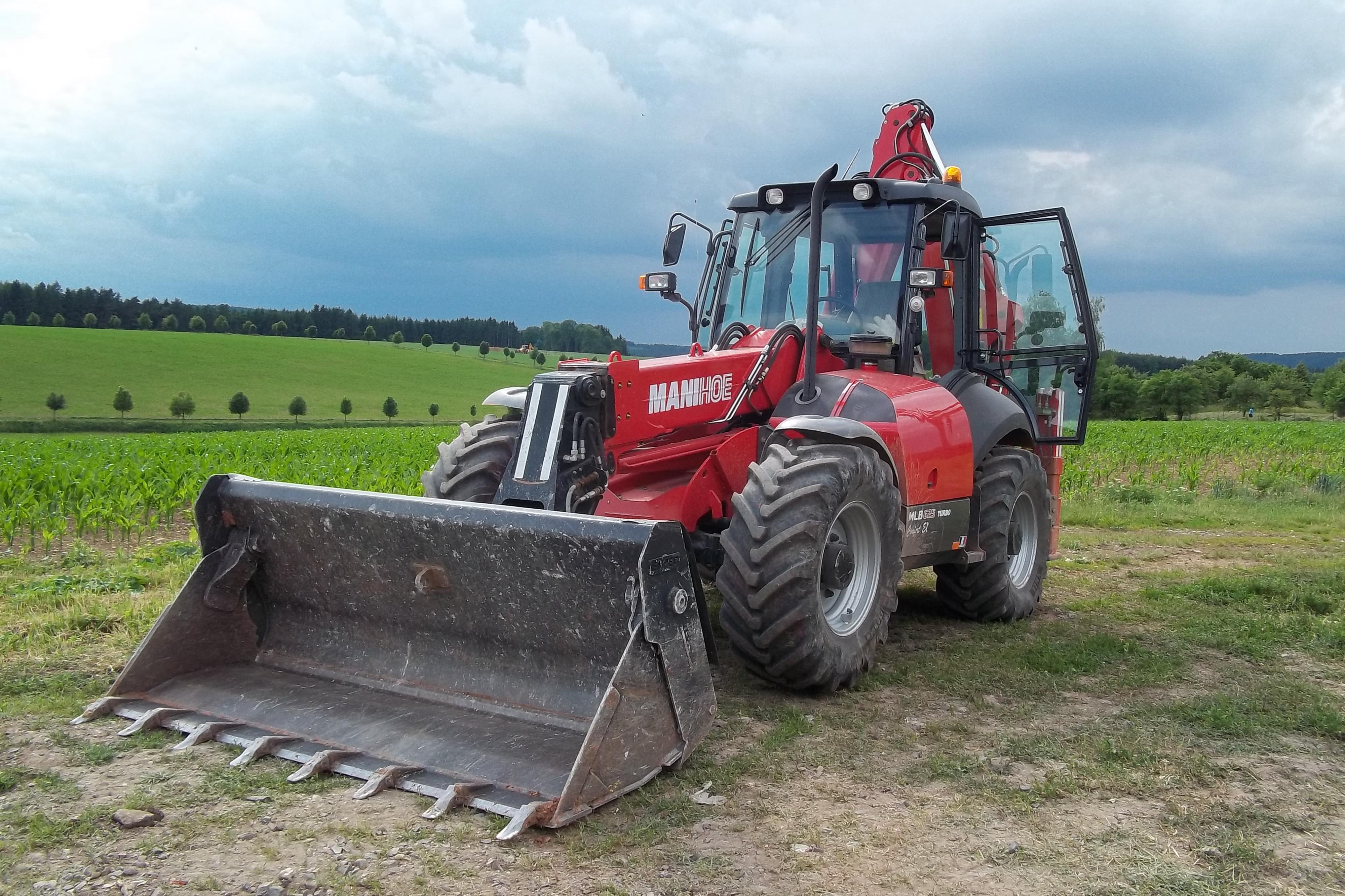 Malina - Vrše zemní práce