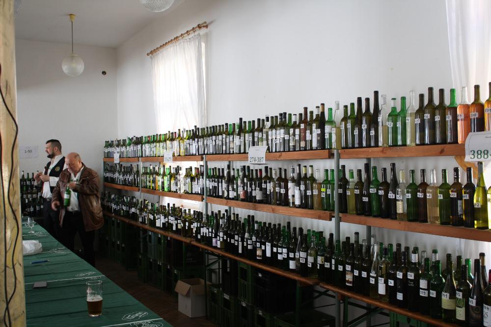 Miroslavské Knínice - obecní úřad