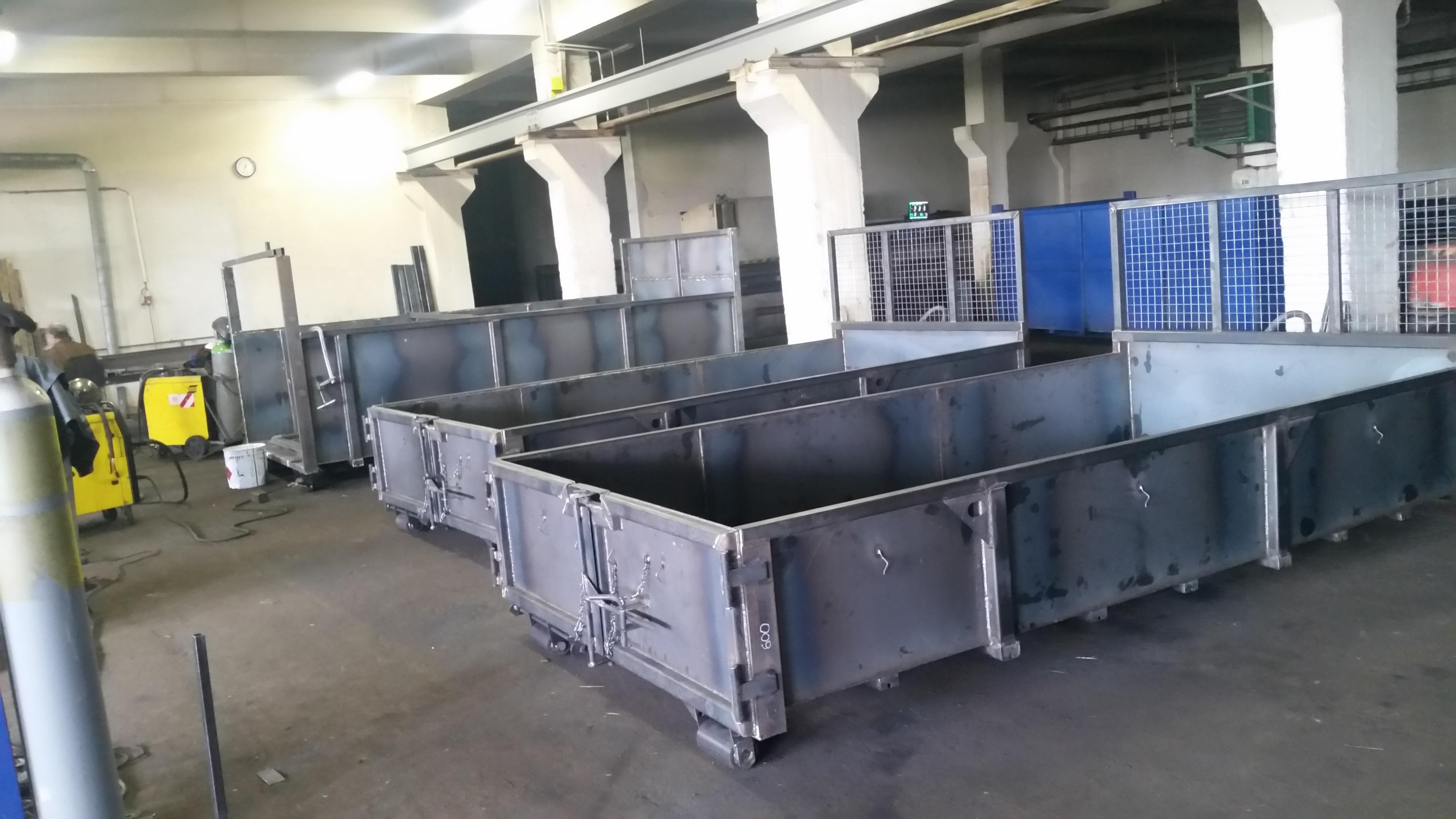 Hákové kontejnery z Libereckého kraje foto 2