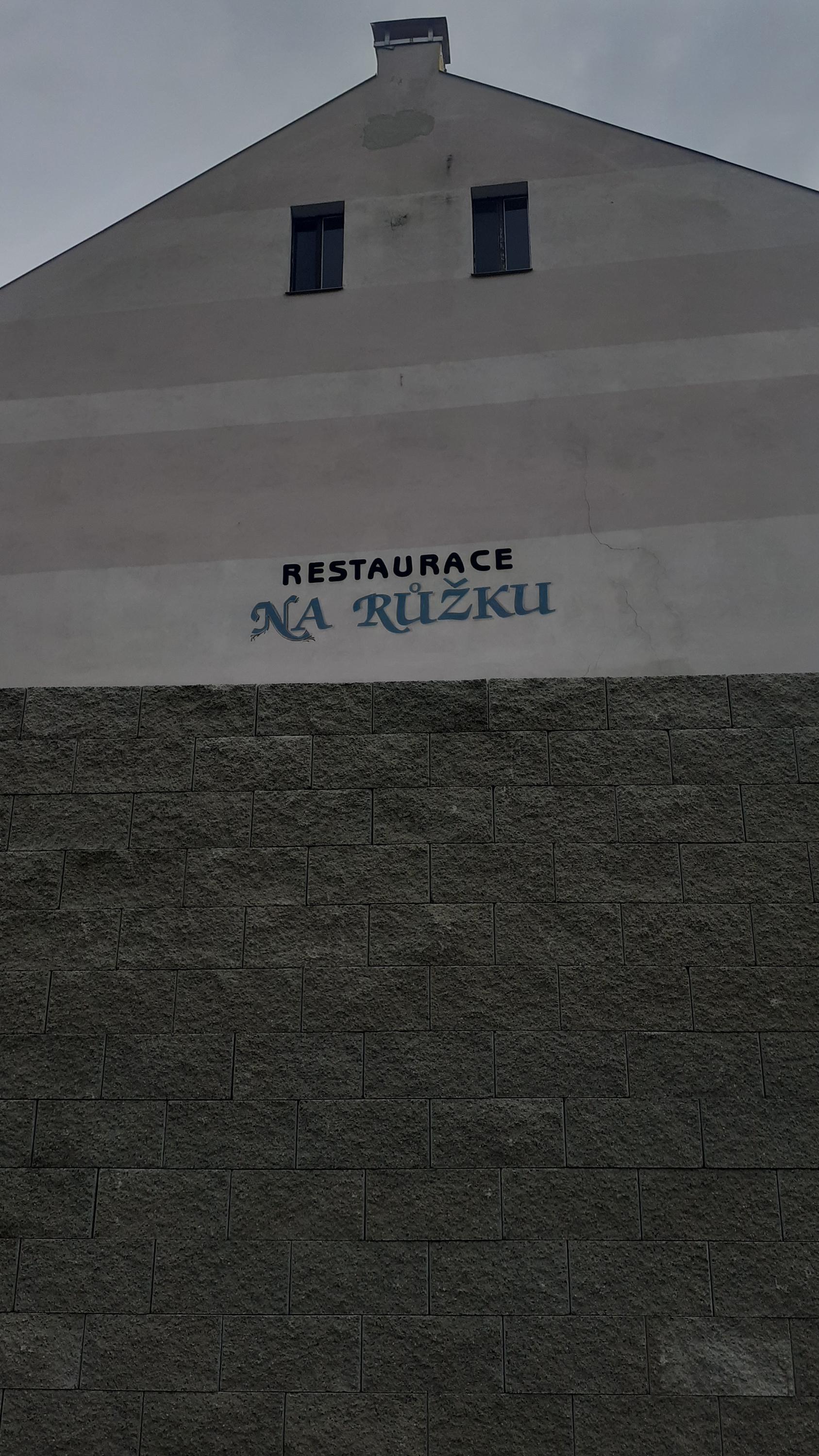 Restaurace Na růžku foto 2