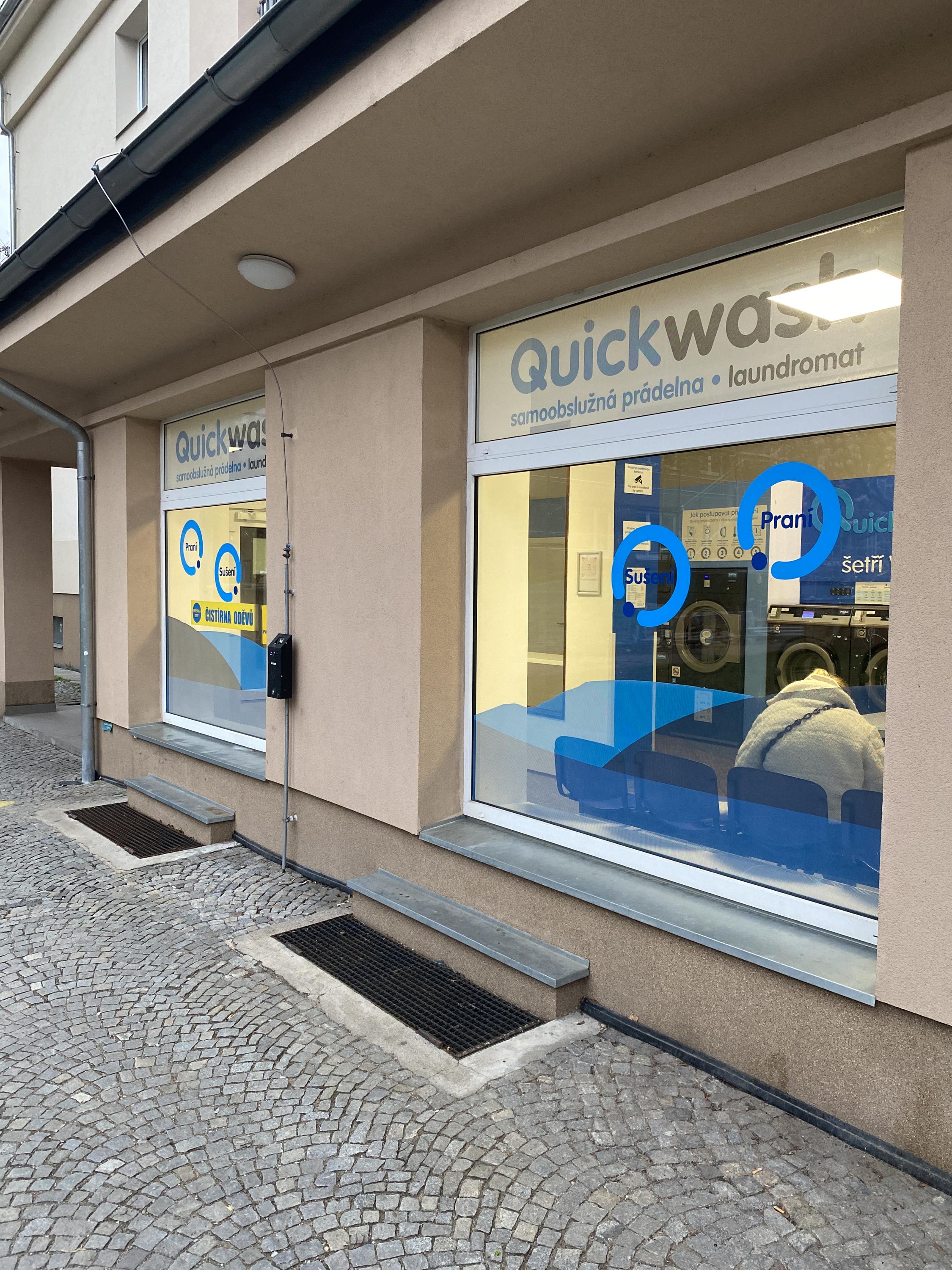 Quickwash samoobslužná prádelna Kolín foto 1