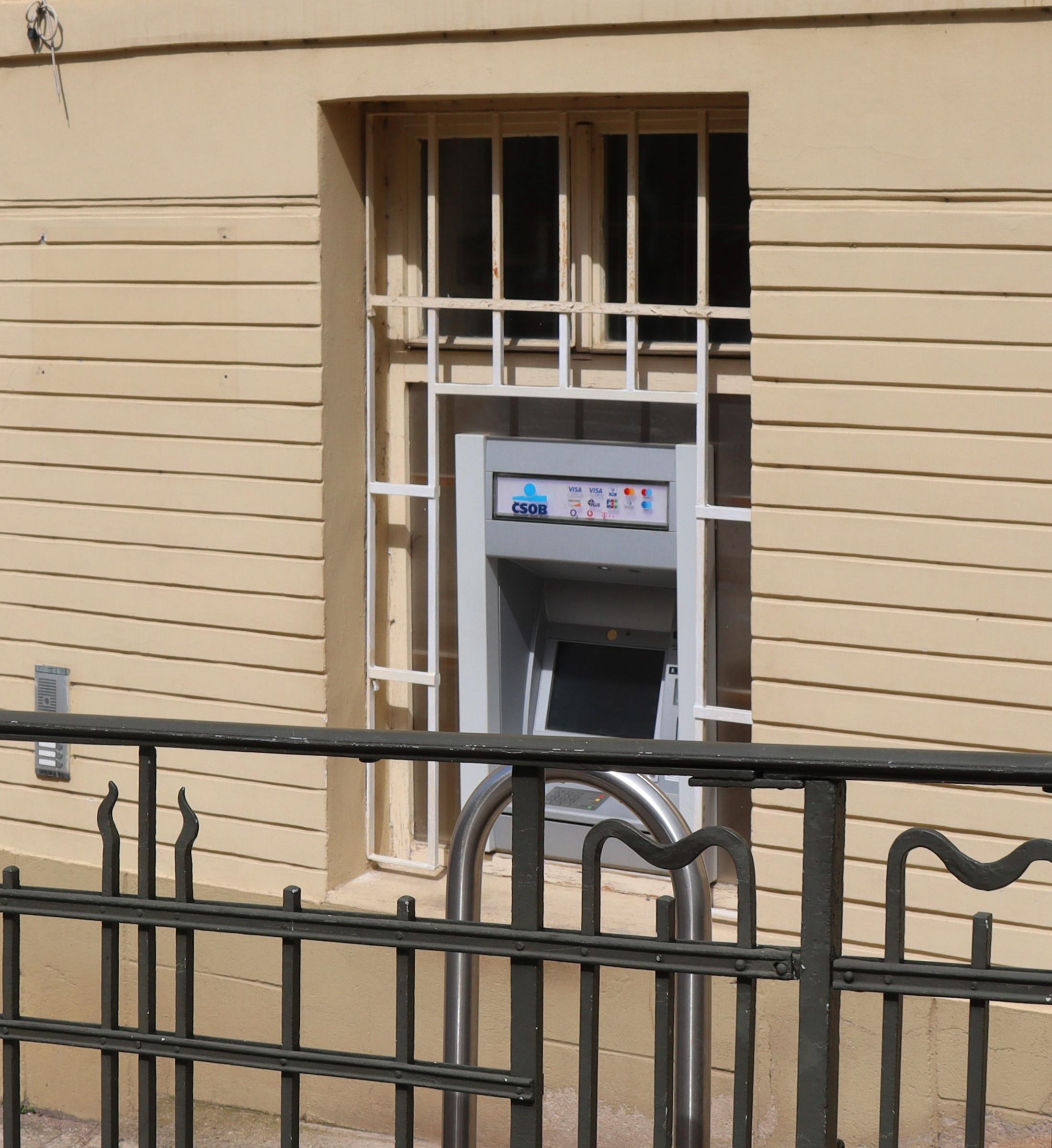 Bankomat ČSOB foto 2