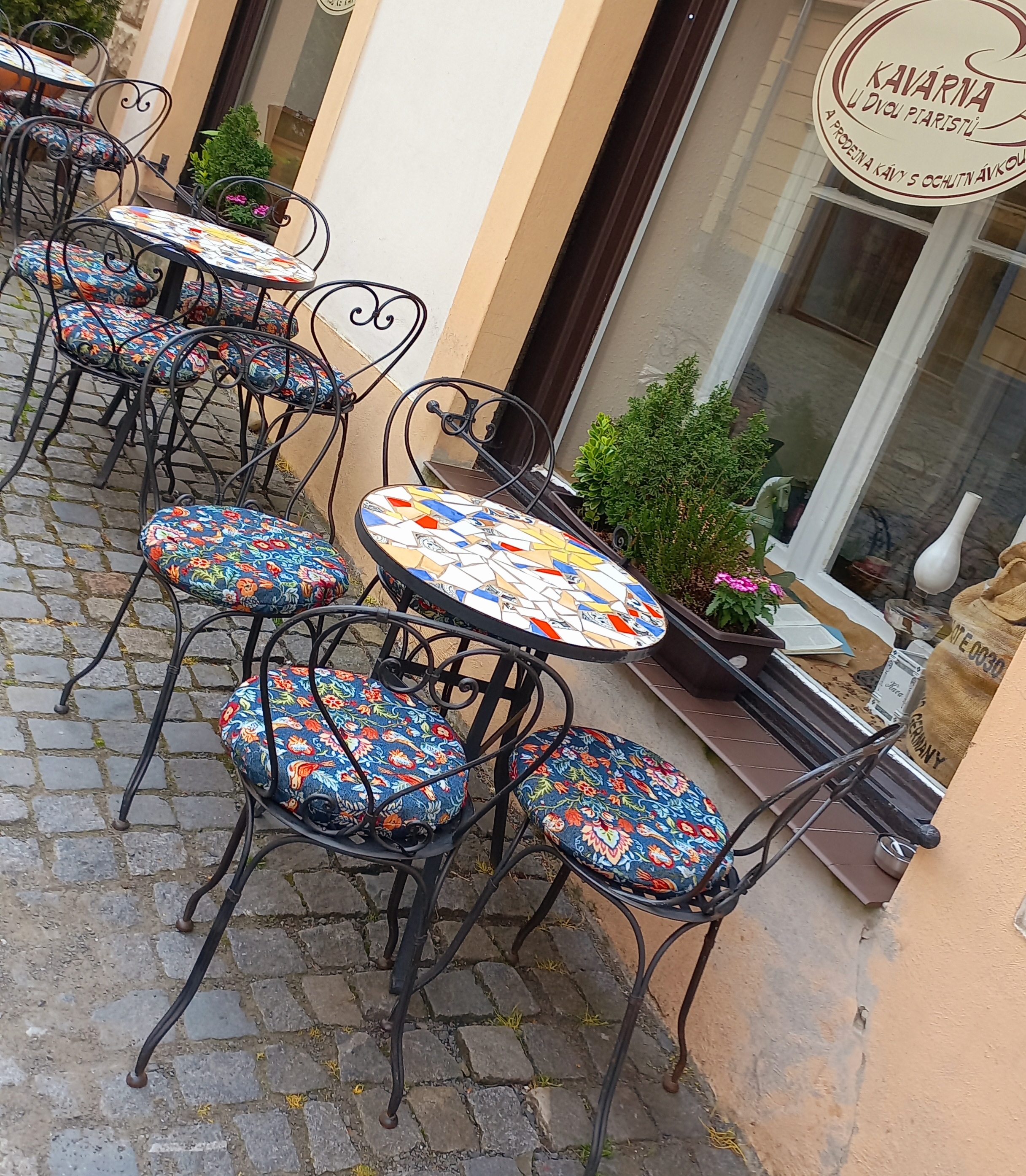 Kavárna U Dvou piaristů foto 3