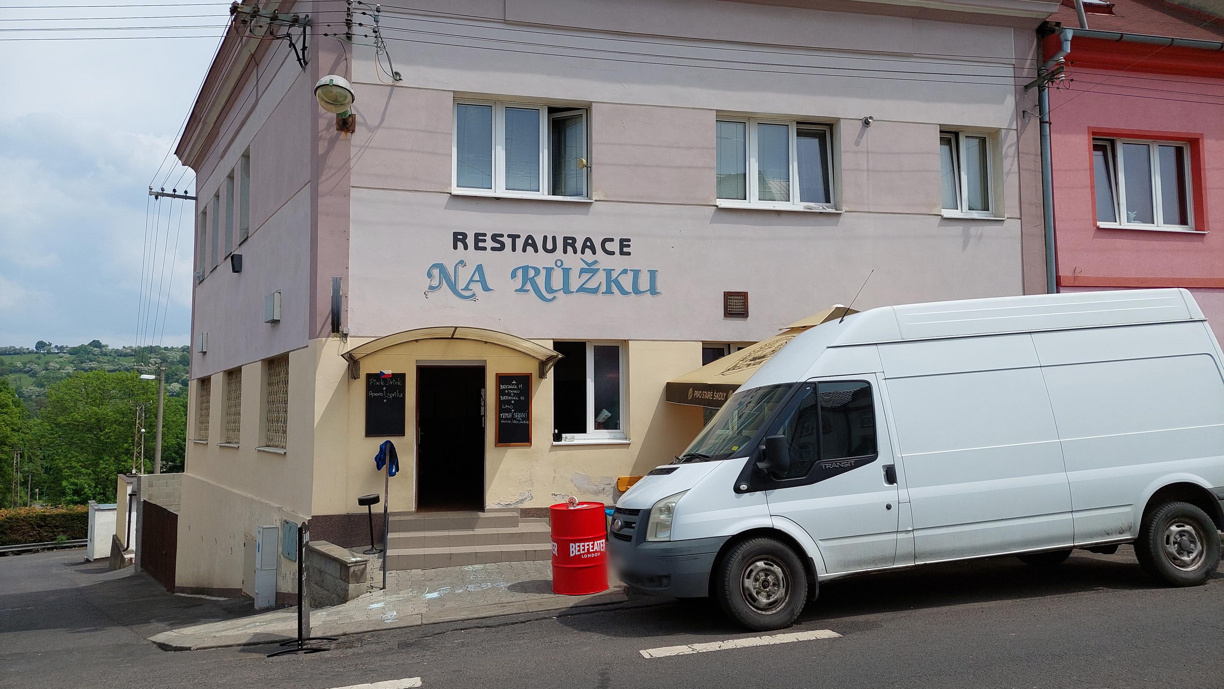 Restaurace Na růžku foto 3