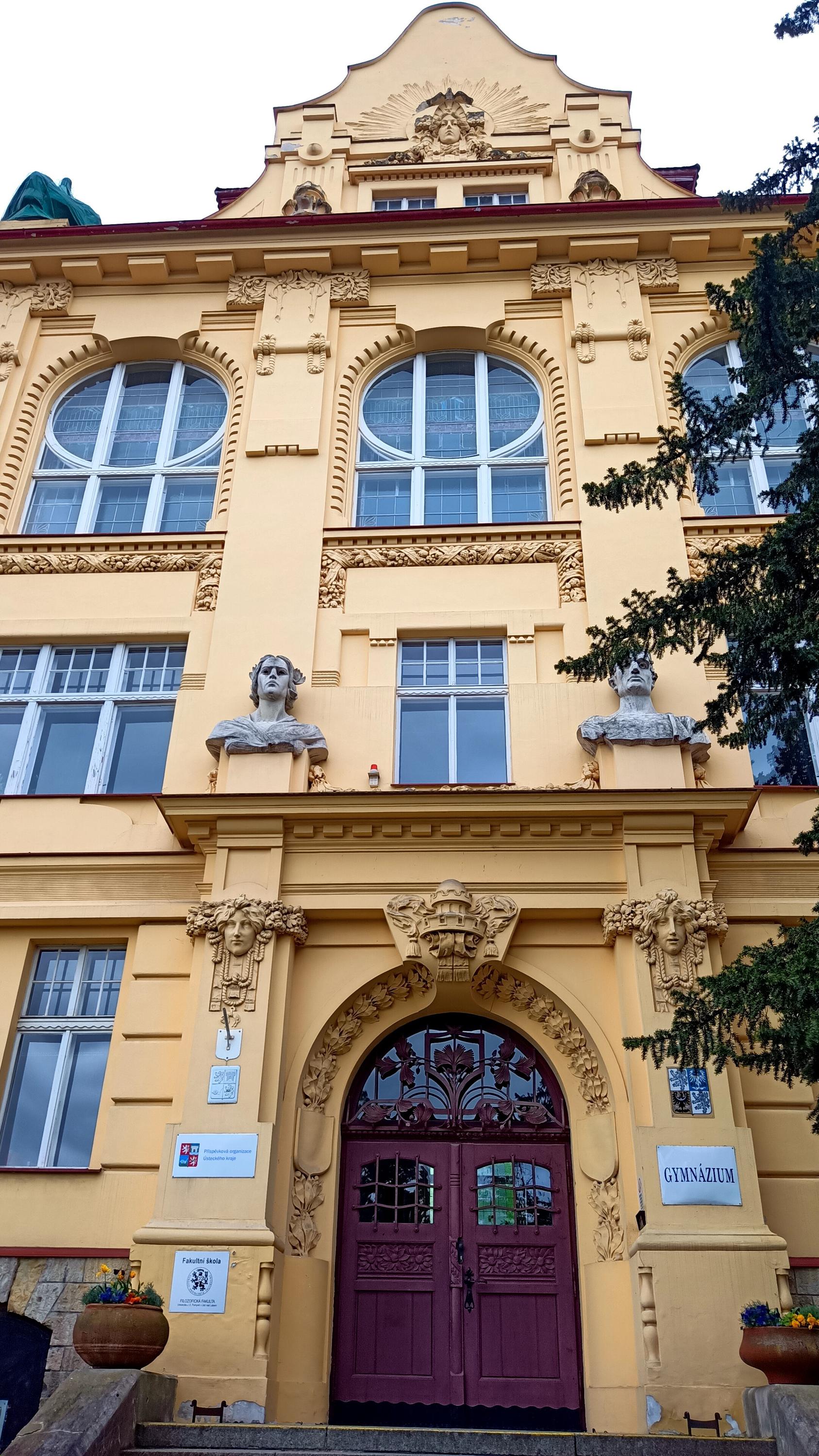 Gymnázium Žatec foto 6