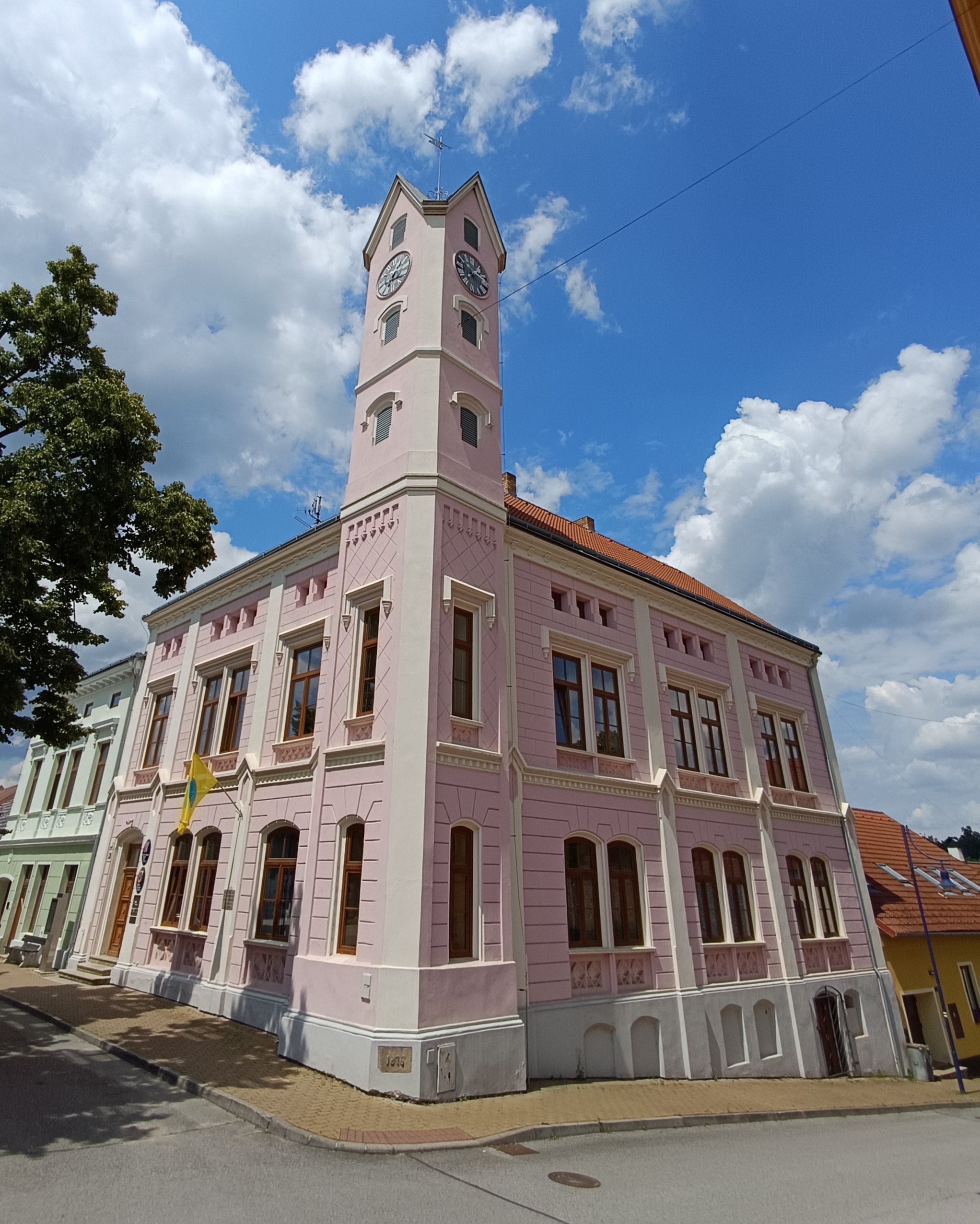 Stráž nad Nežárkou - městský úřad foto 6