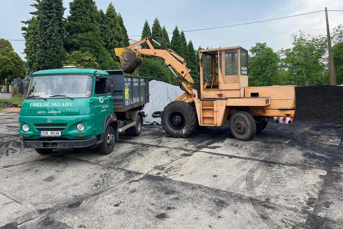 Uhelné sklady SALAČ s.r.o.