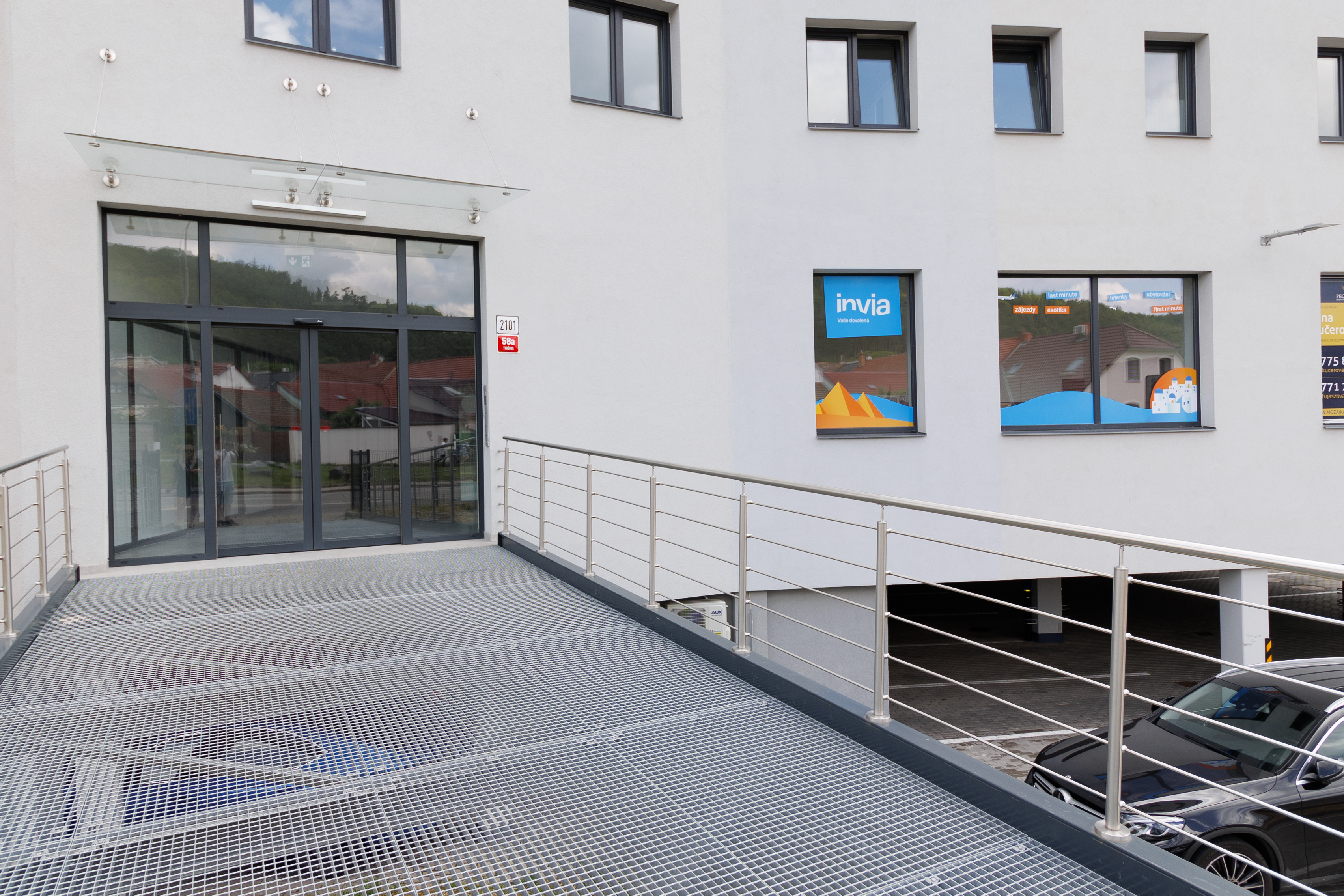 Invia - cestovní agentura