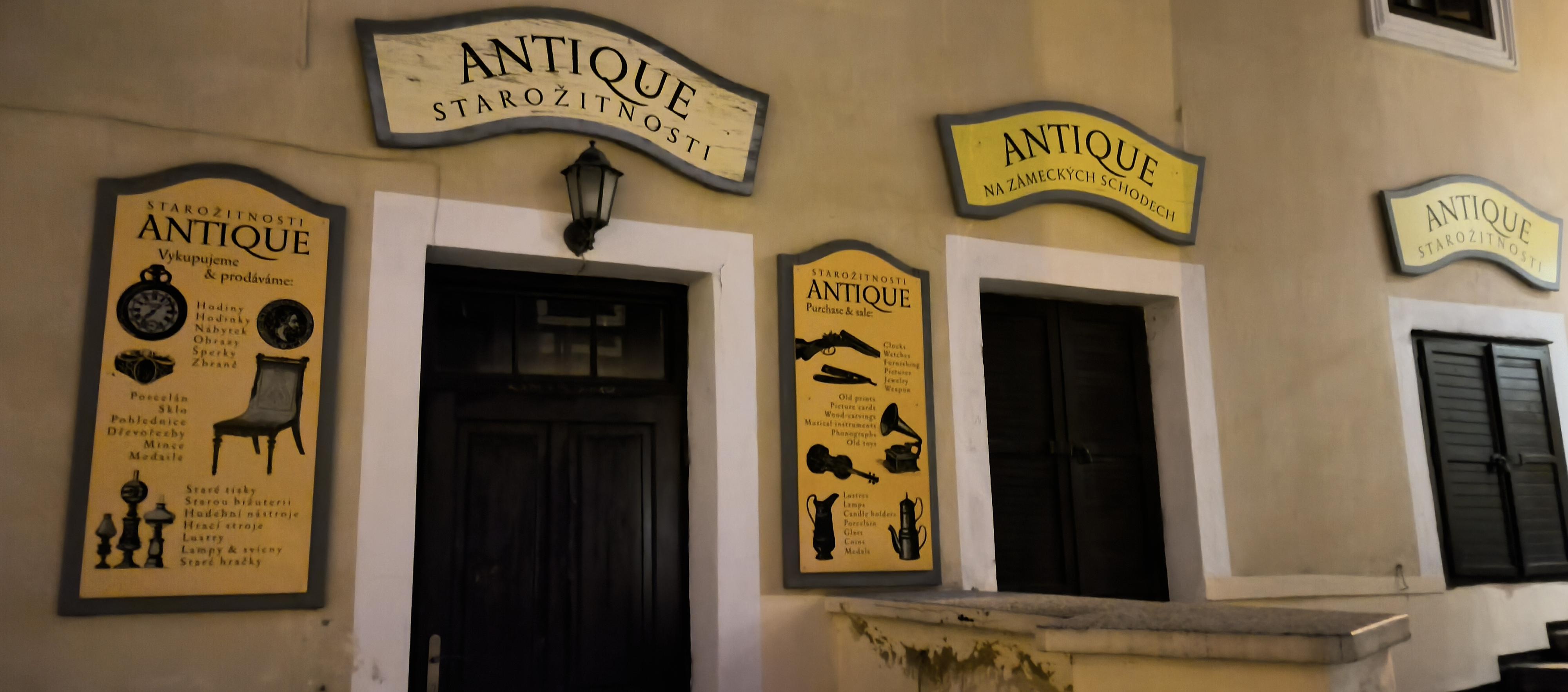 Antique na Zámeckých shodech foto 5