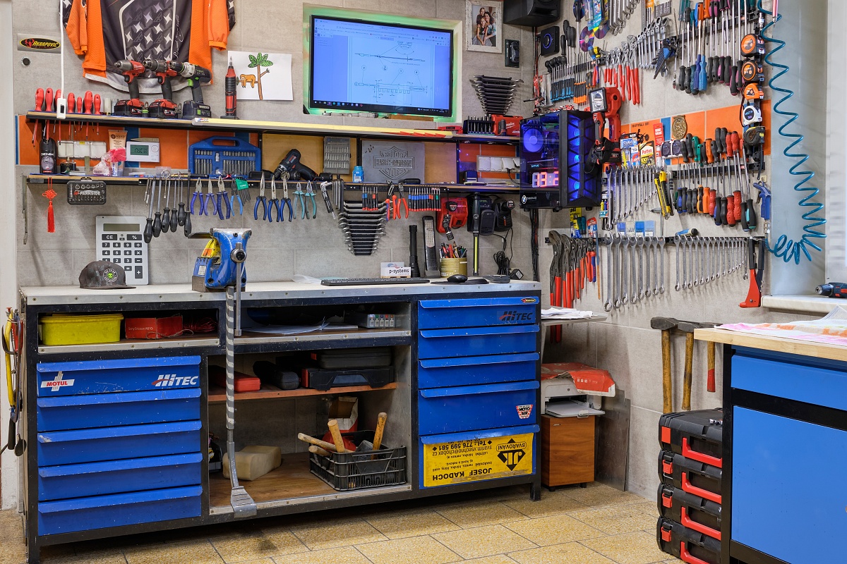 Josef Kadoch - zámečnictví