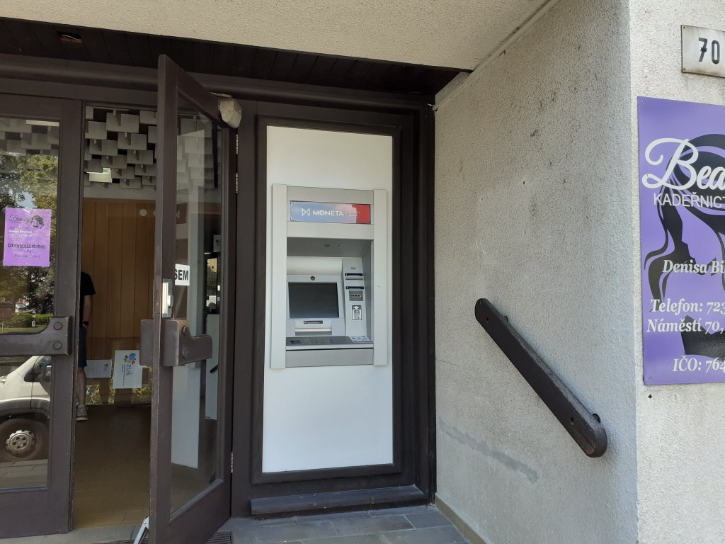 Bankomat MONETA Money Bank foto 2