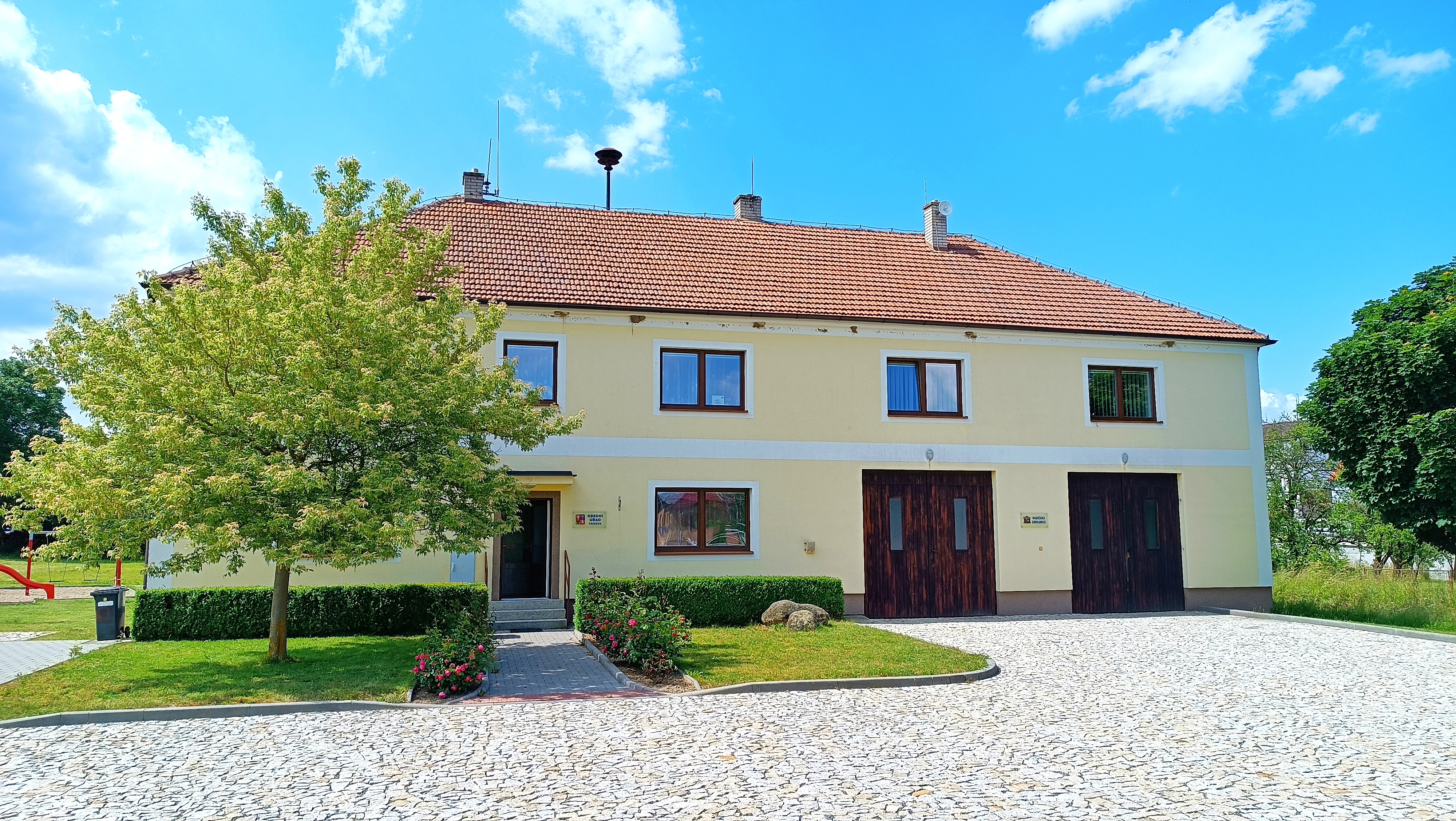 Trnava - obecní úřad