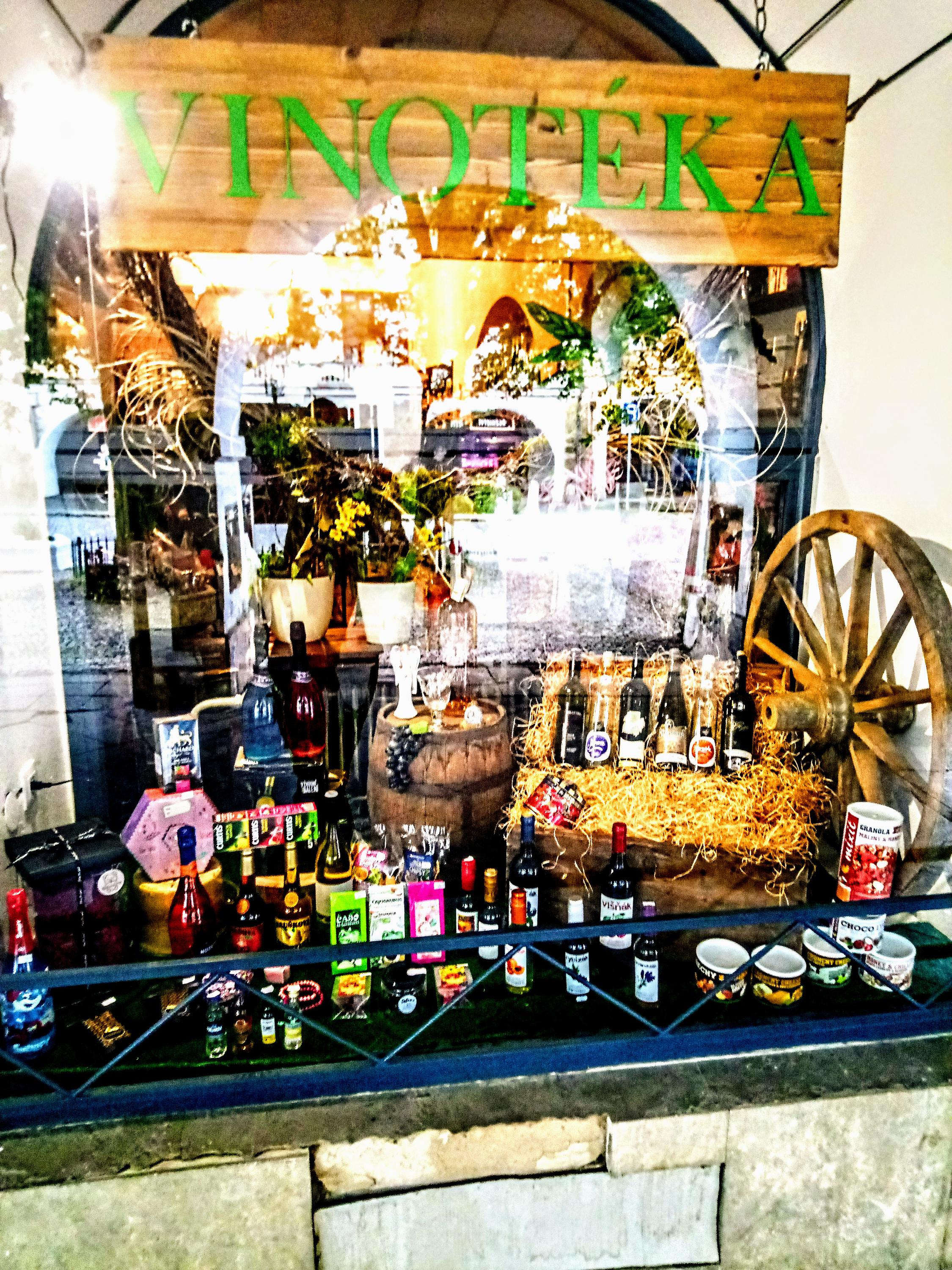 Vinotéka Amálka foto 3