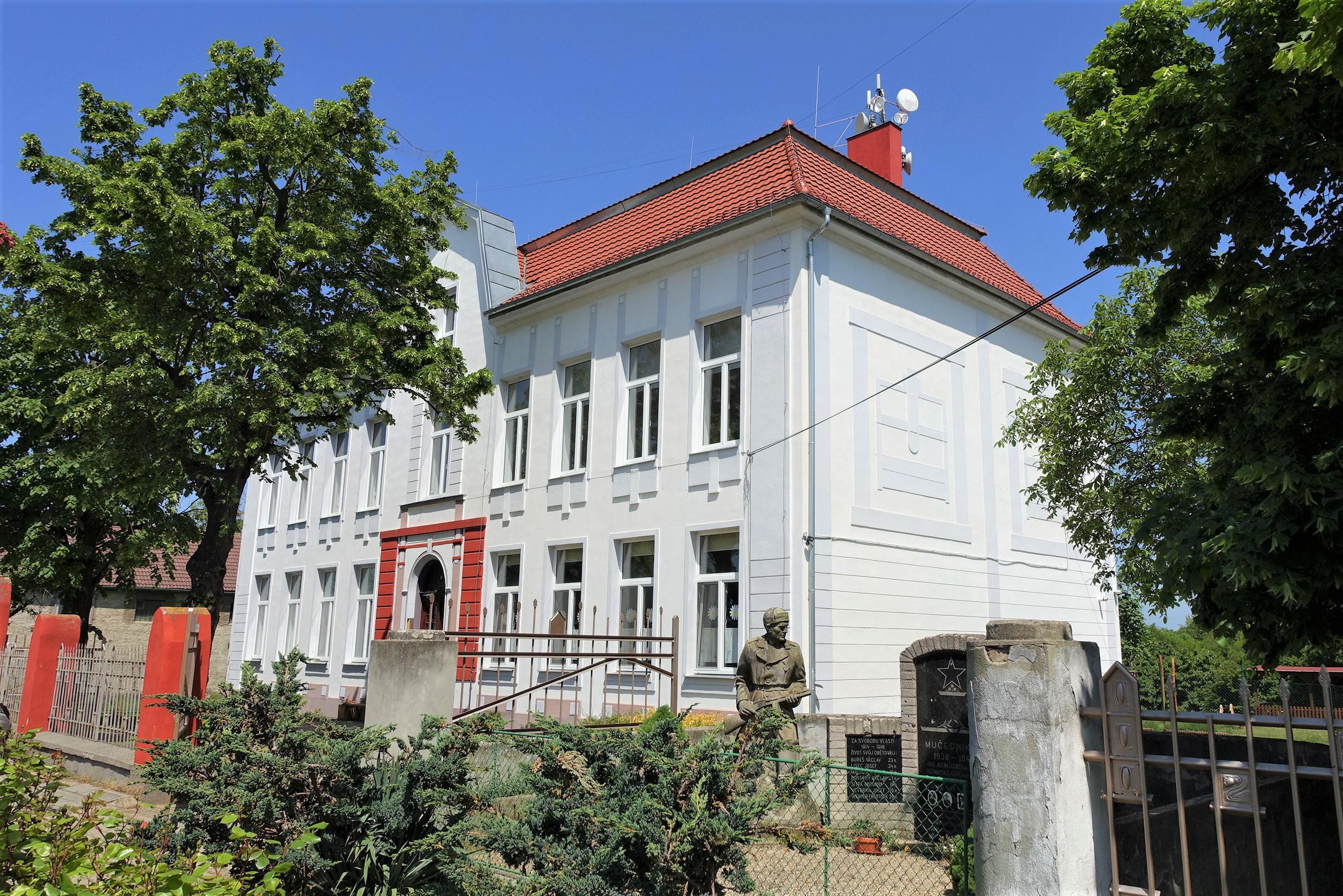 Dušníky - obecní úřad