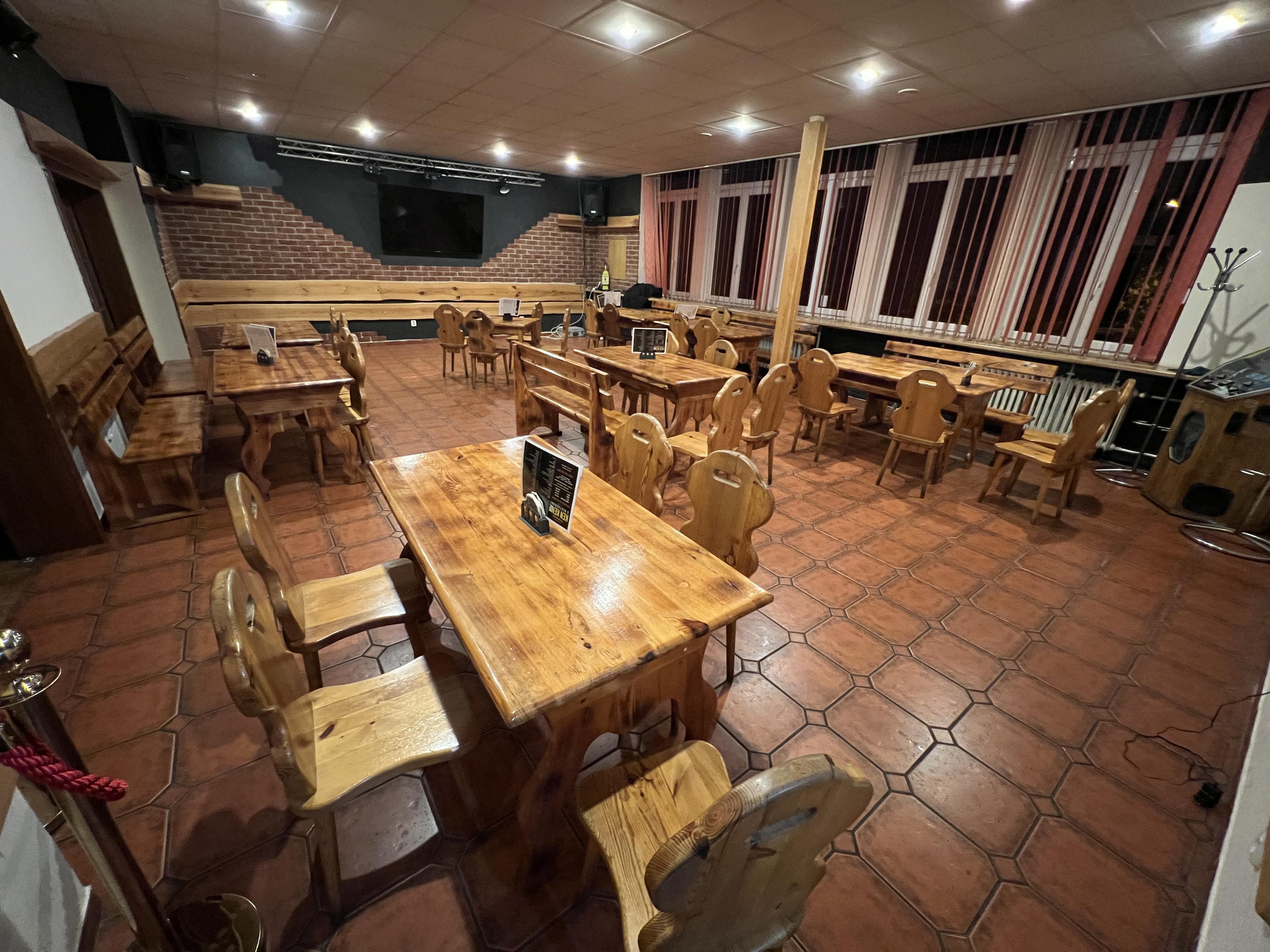 KEN KEN Pub & Restaurant foto 4