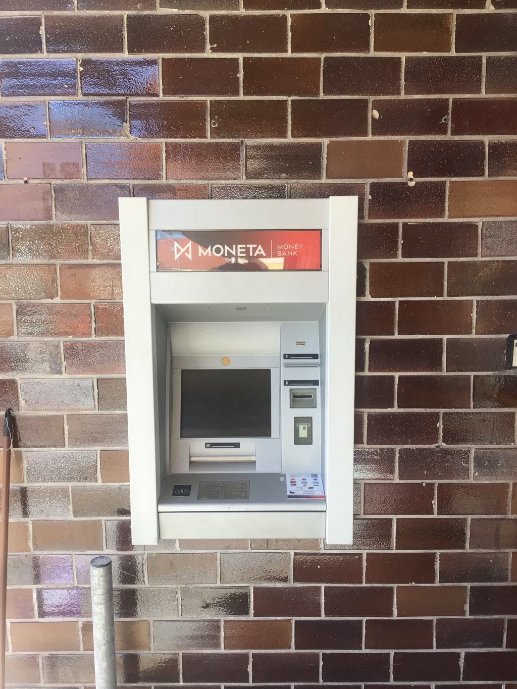 Bankomat MONETA Money Bank foto 2