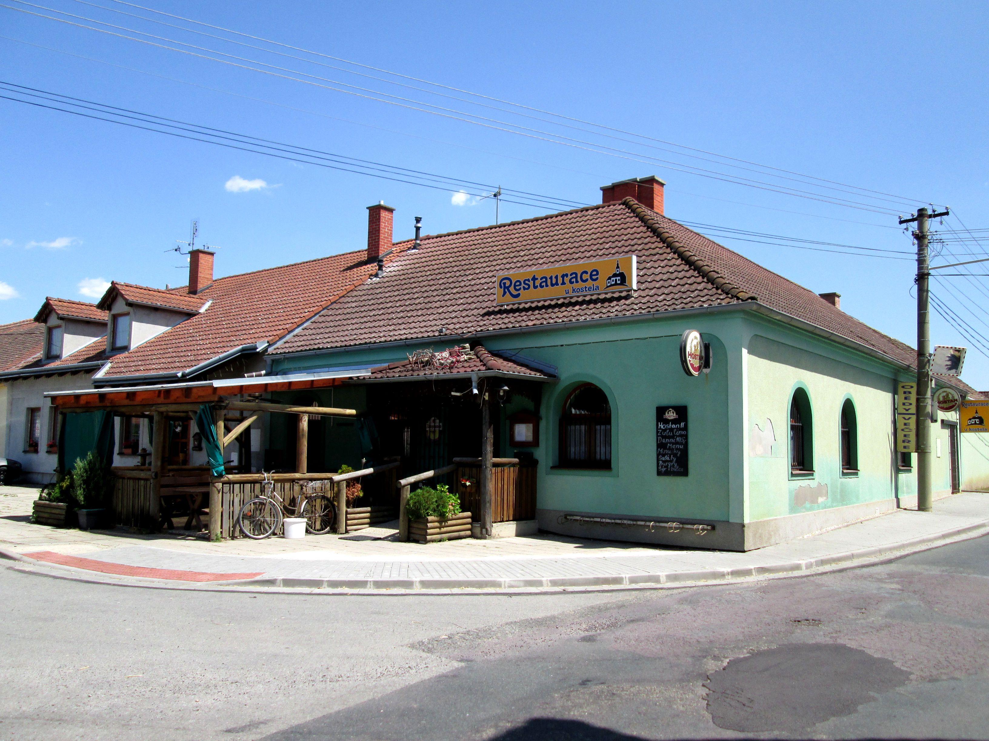 Restaurace U kostela