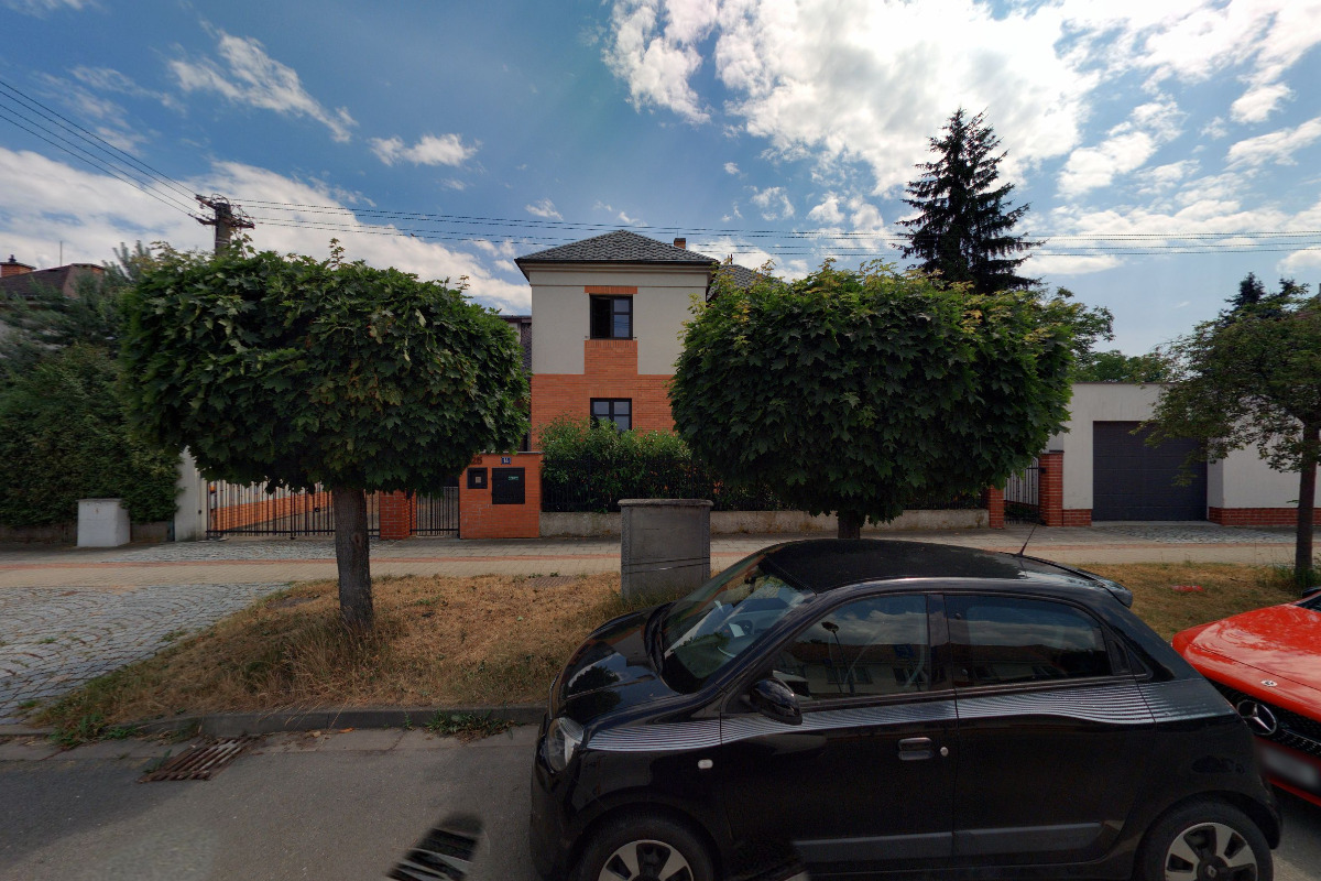 Hradecká projekční a developerská kancelář, s.r.o. foto 2