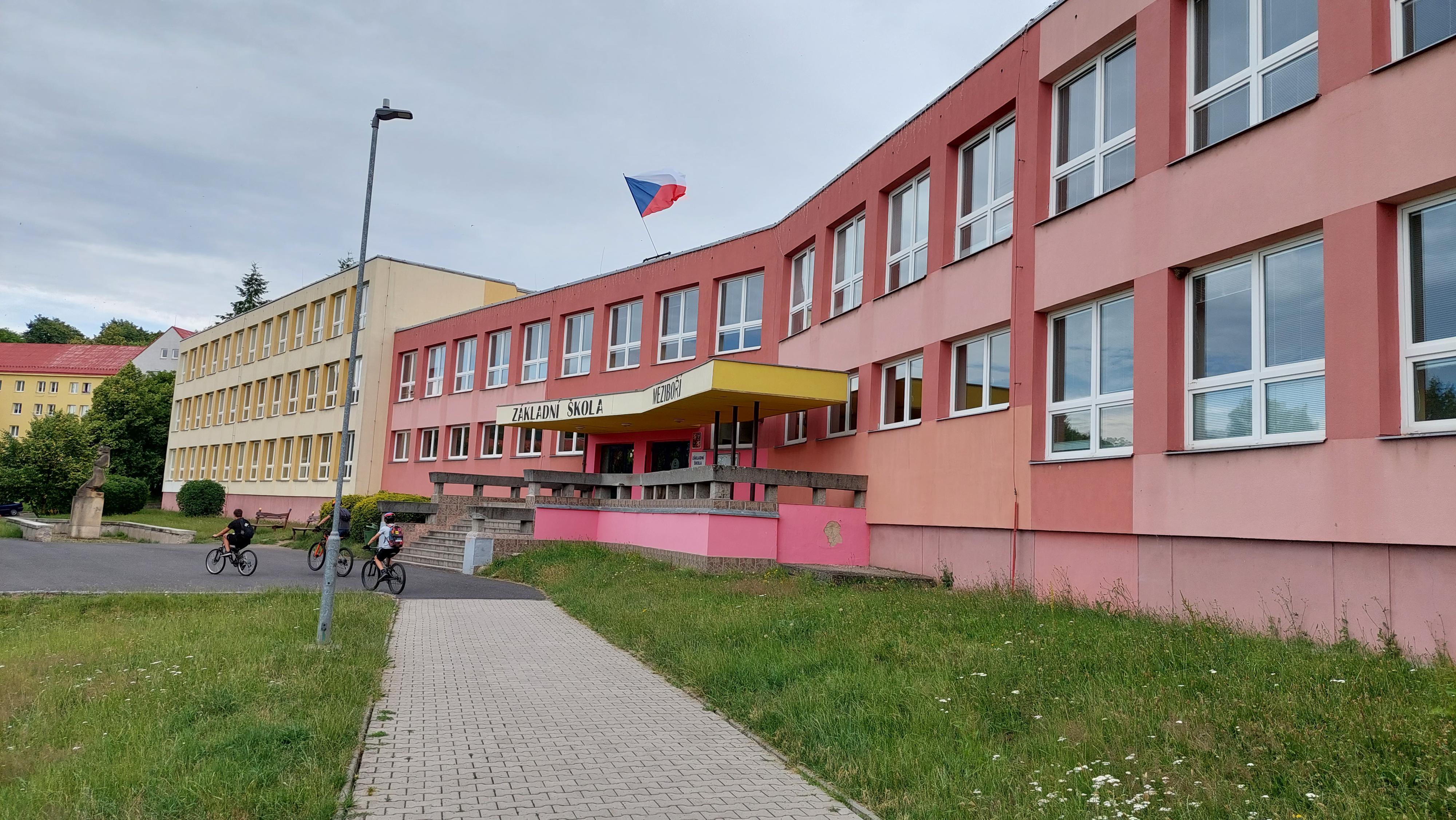 ZŠ a MŠ Meziboří foto 5