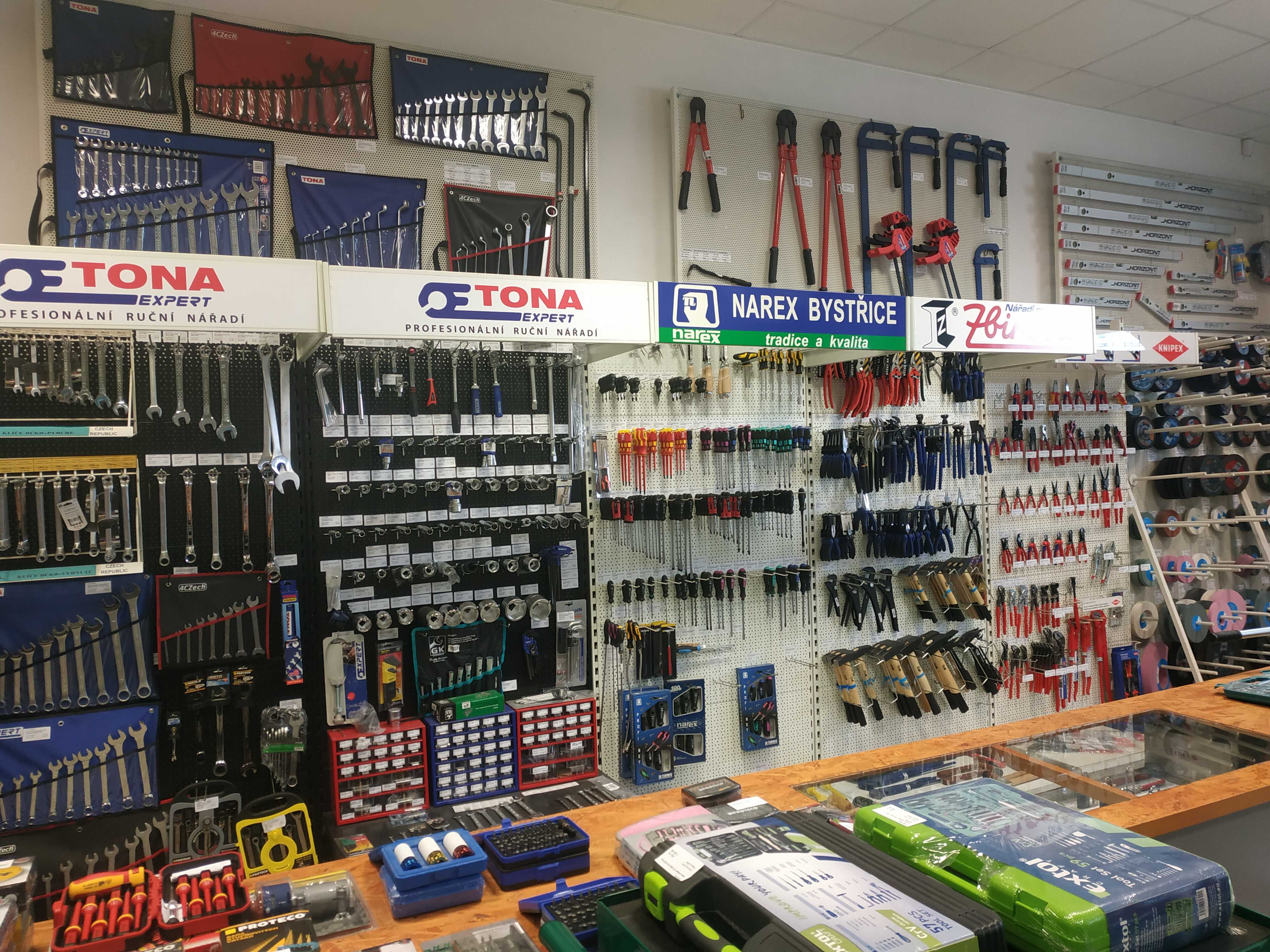 SVAR-TECH foto 5