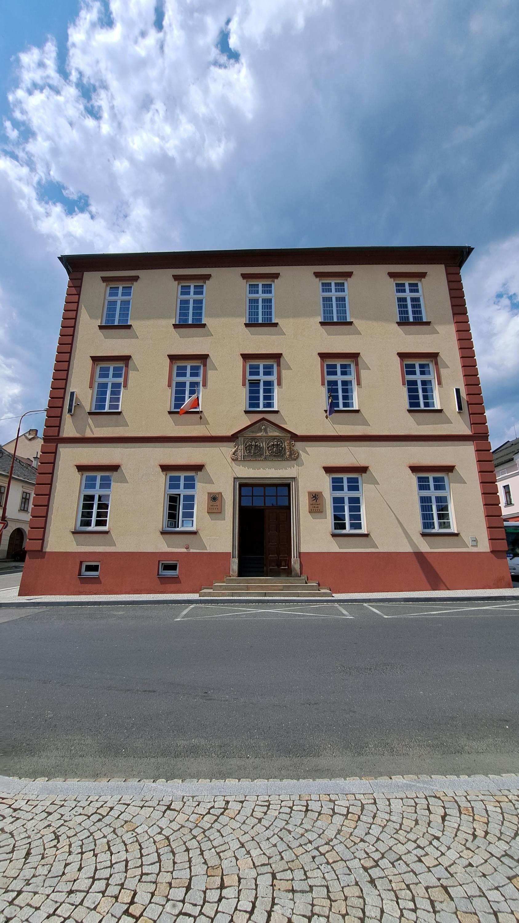 Štíty - městský úřad foto 3