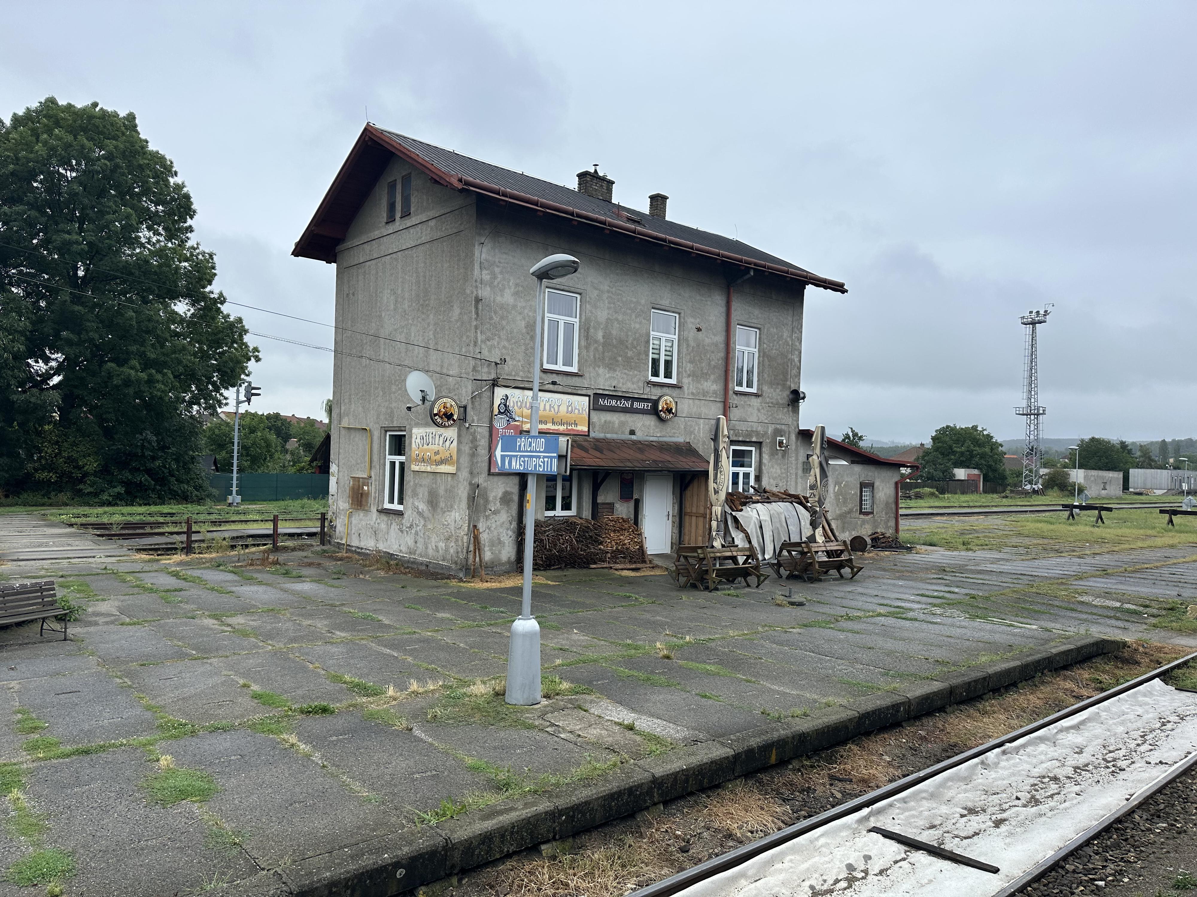 Country bar Na kolejích foto 5