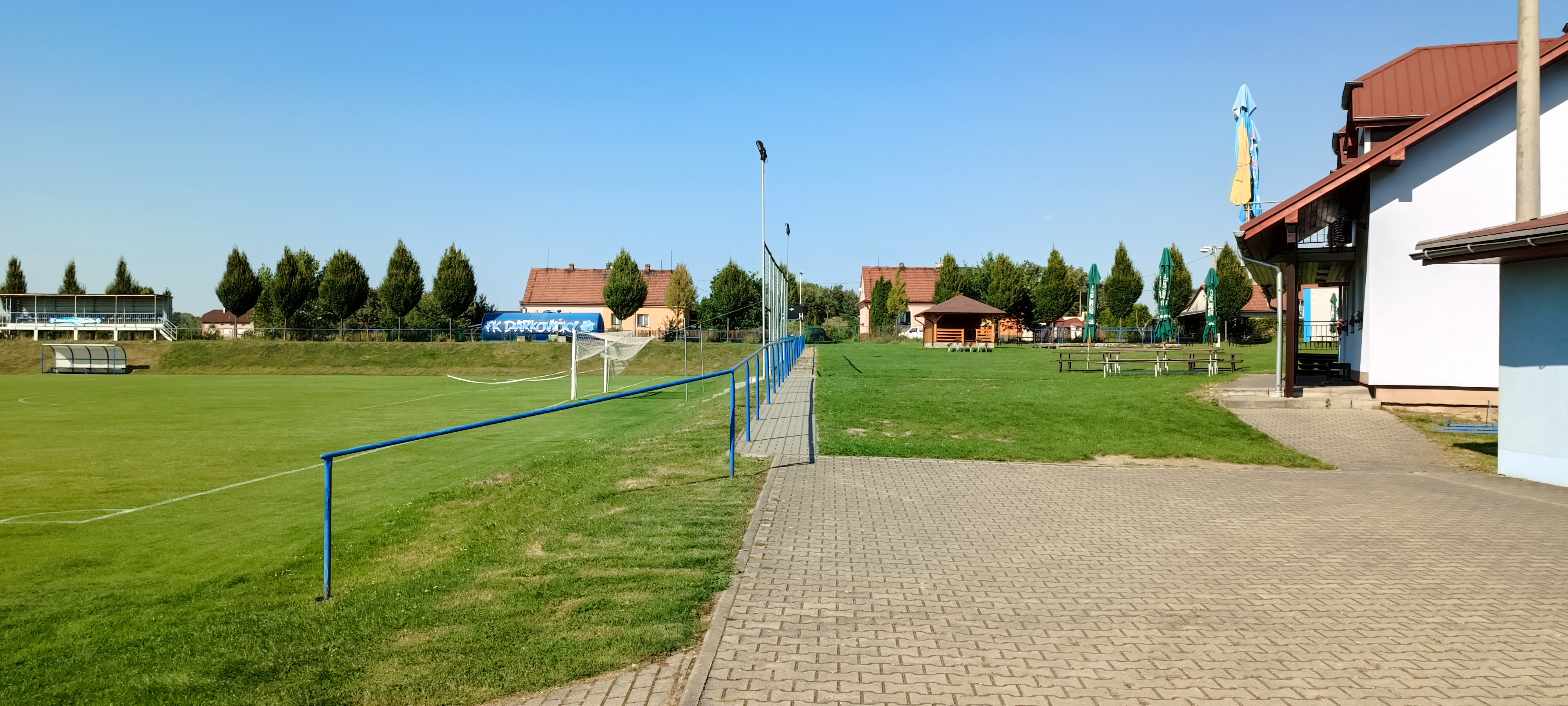 Sportbar na hřišti