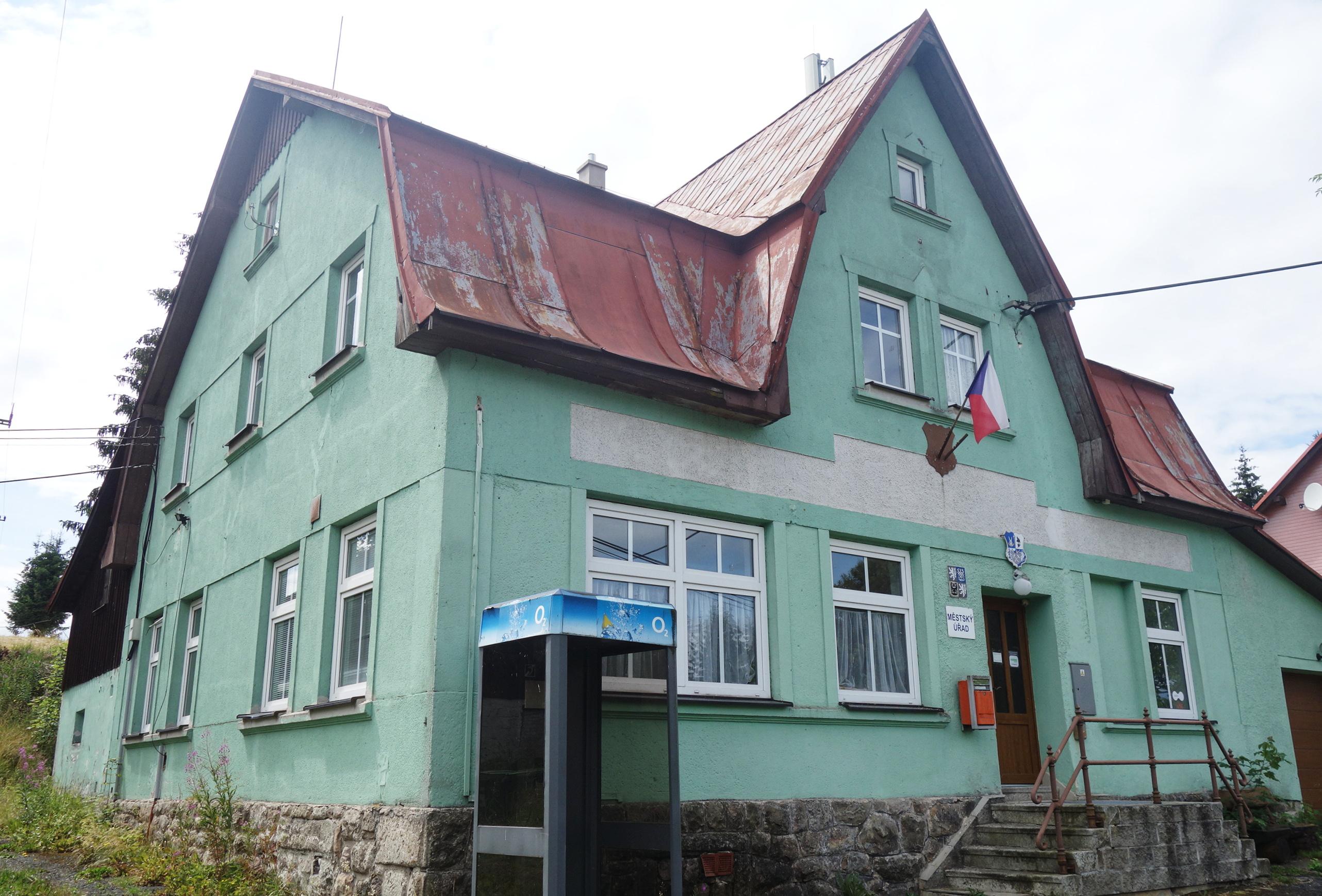 Přebuz - městský úřad